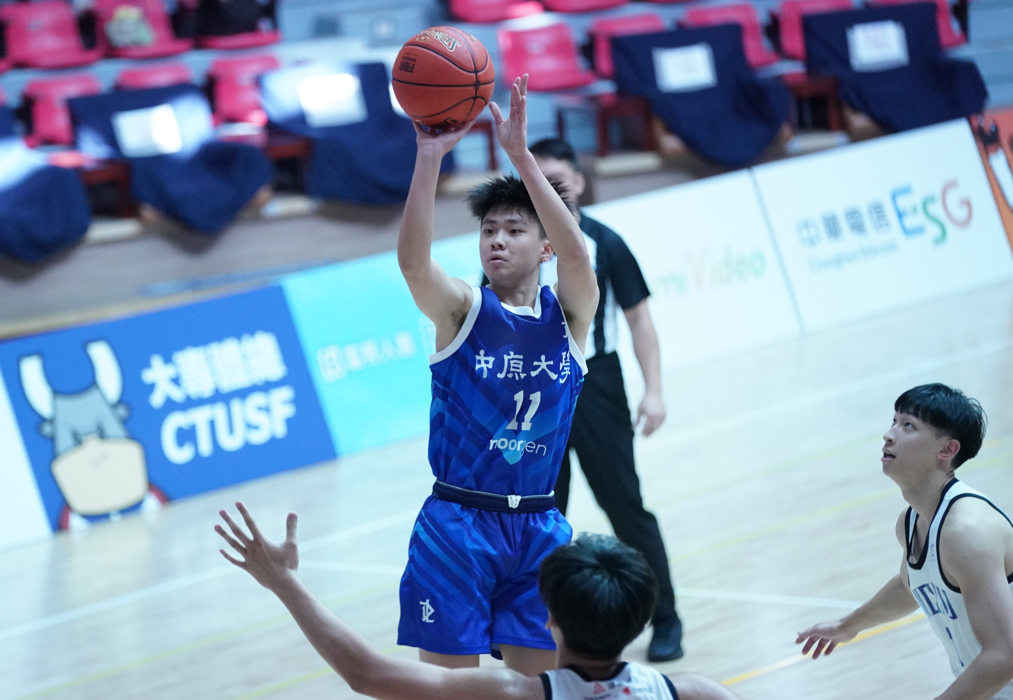 中原大學 周秉政全隊最高22分含5顆外線。大專體總提供