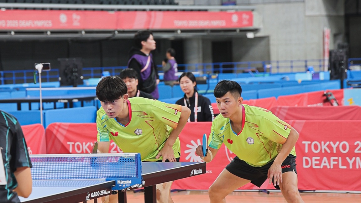 盧仕杰(左)郭岳東(右)聯手搭檔獲得銅牌。運動部提供