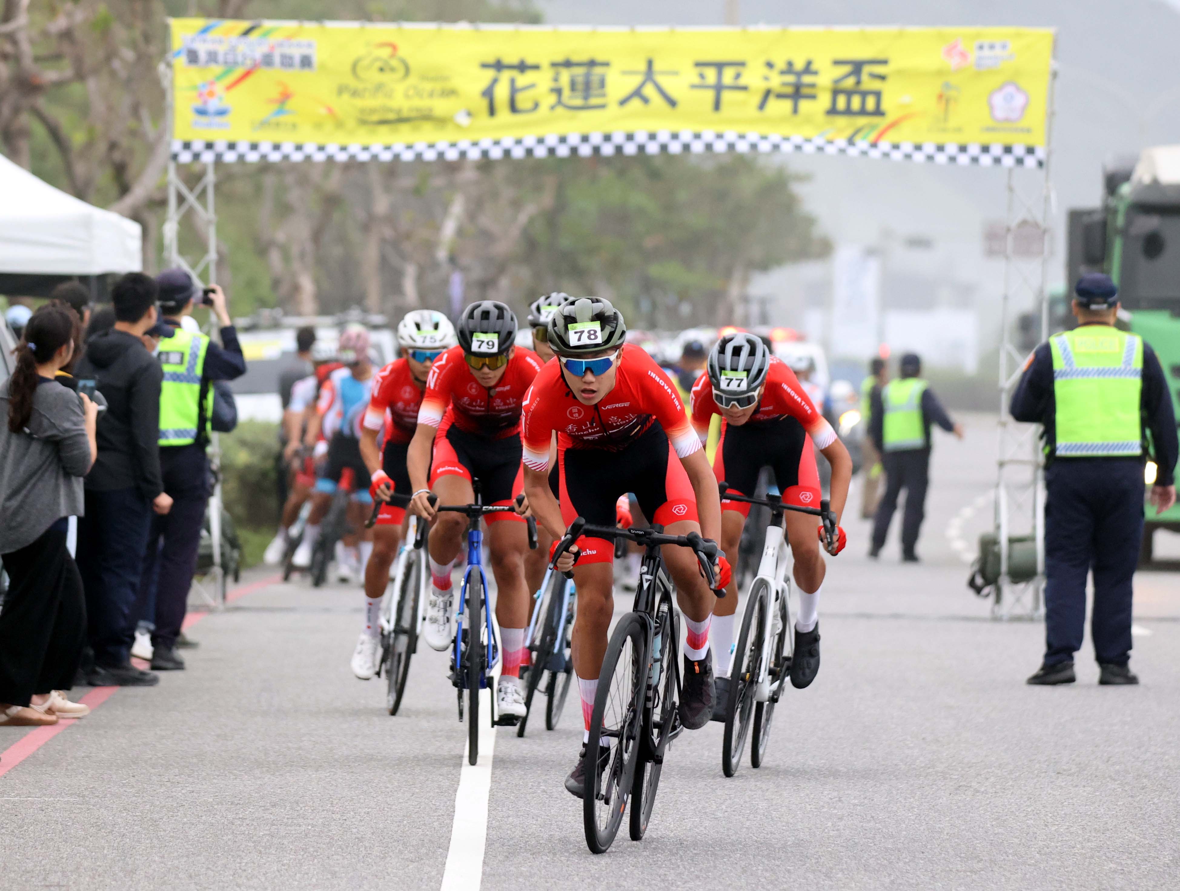 花蓮太平洋盃序幕賽-團隊計時賽。中華民國自行車騎士協會提供