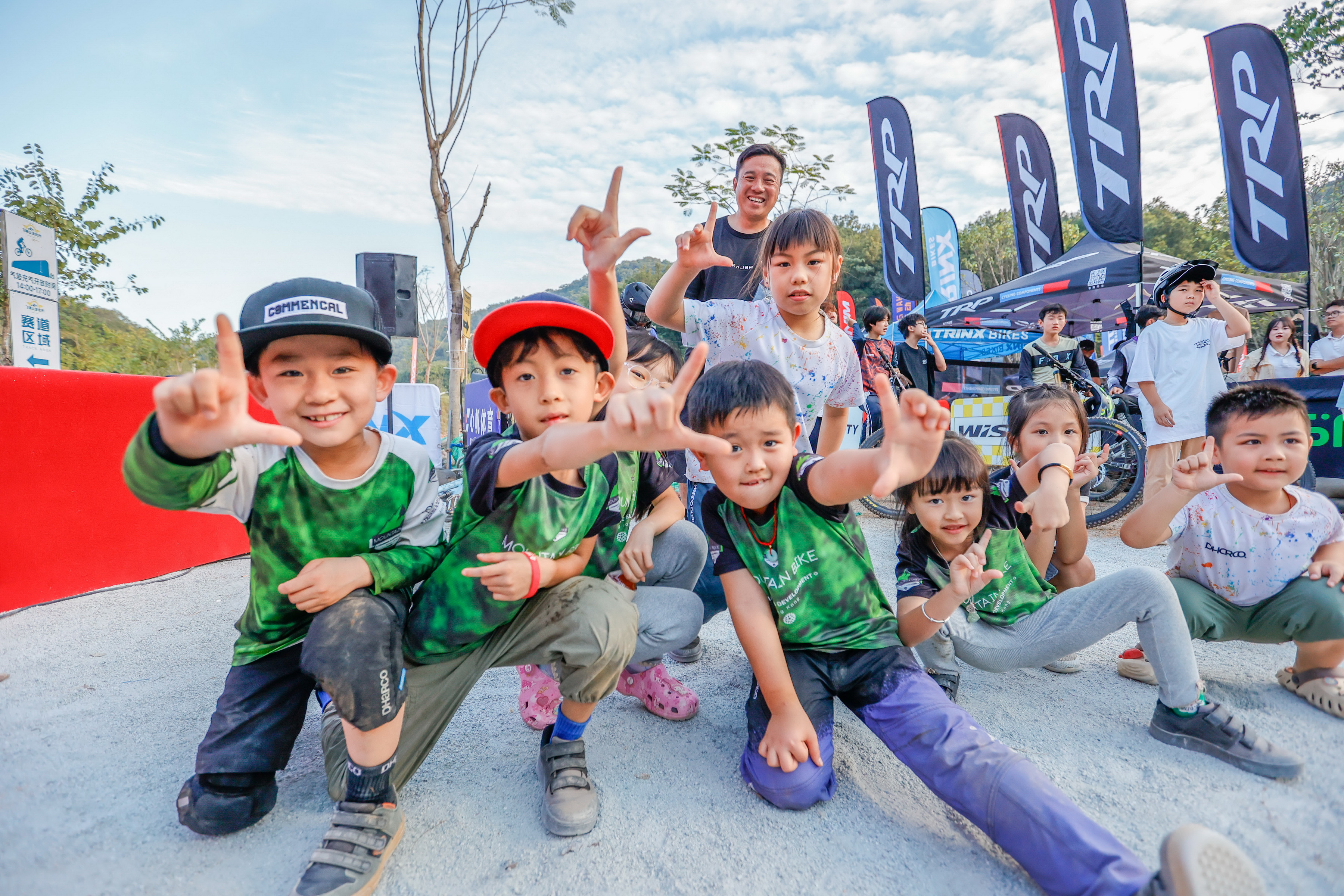多元化的賽事項目,與國際山地車賽事項目接軌,也透過老字型大小的華南兩輪賽事,培養下一代的新生代選手。圓創提供