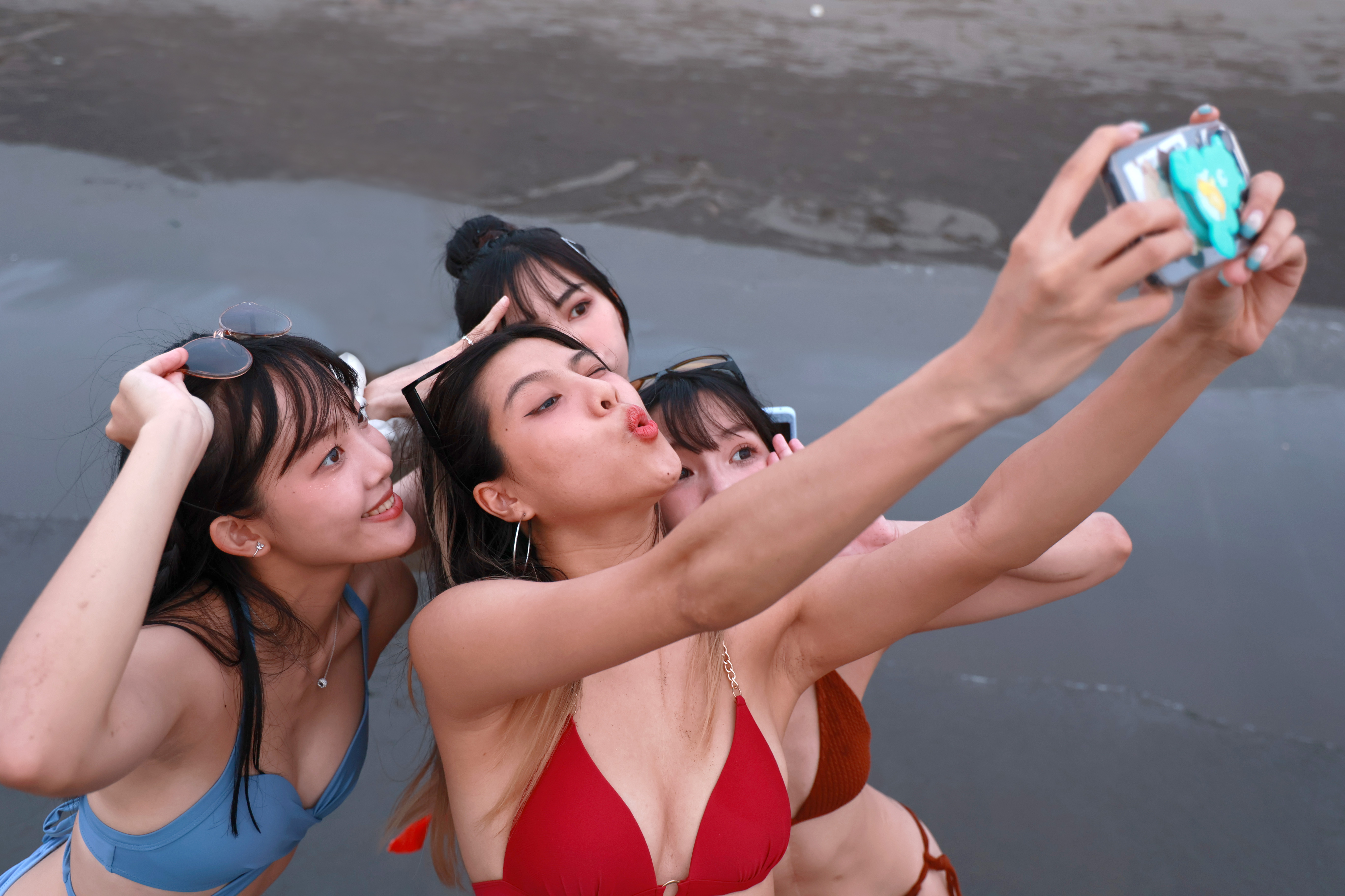 海莉加入Fungirls女團，與其他女孩們共享表演的樂趣。特約記者 郭運復/攝影