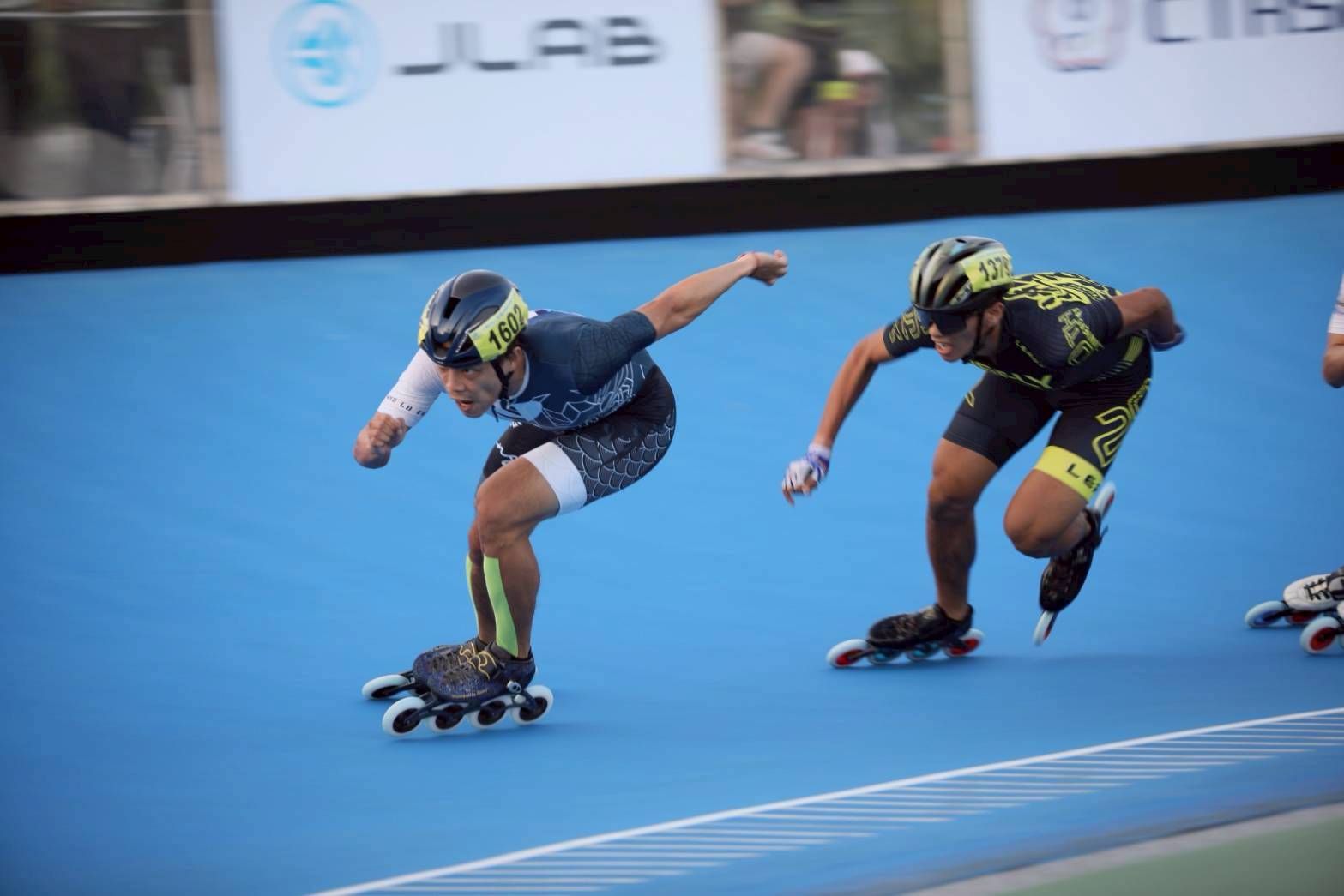 30歲老將趙祖政(左1)今在5000公尺計分賽再摘下一銀。中華民國滑輪溜冰協會提供