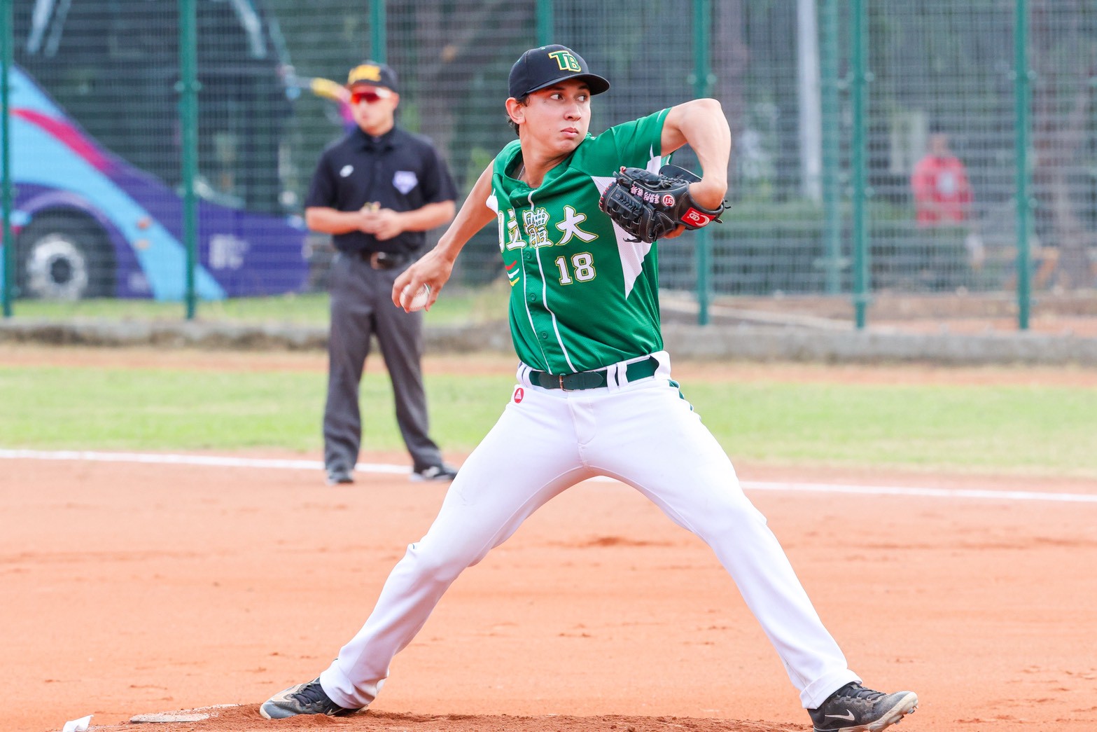 雷皓博先發6局失4分依舊拿到大專首勝。大專體總提供