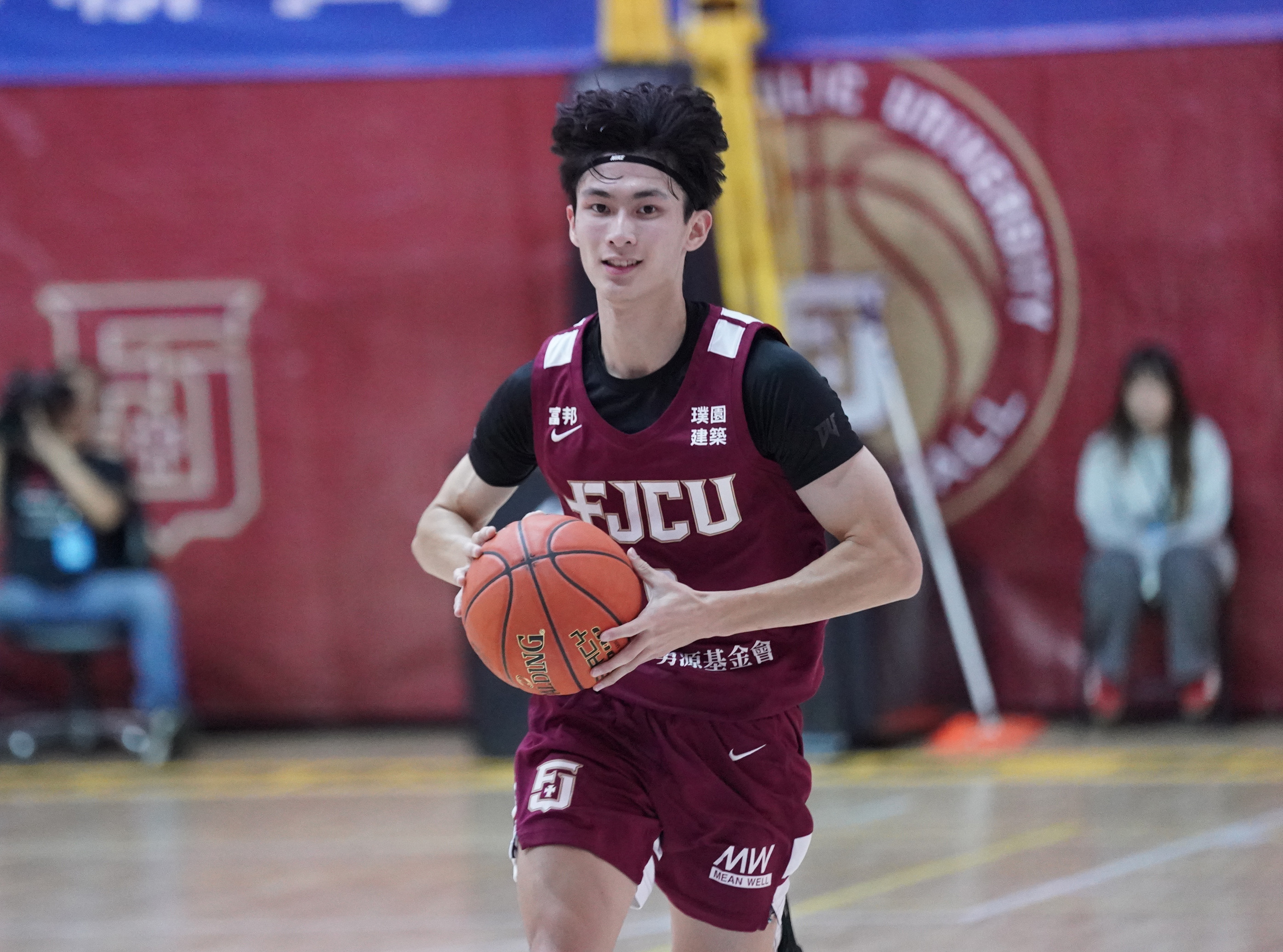 輔仁大學葉羿宏15分7助攻3抄截。大專體總提供