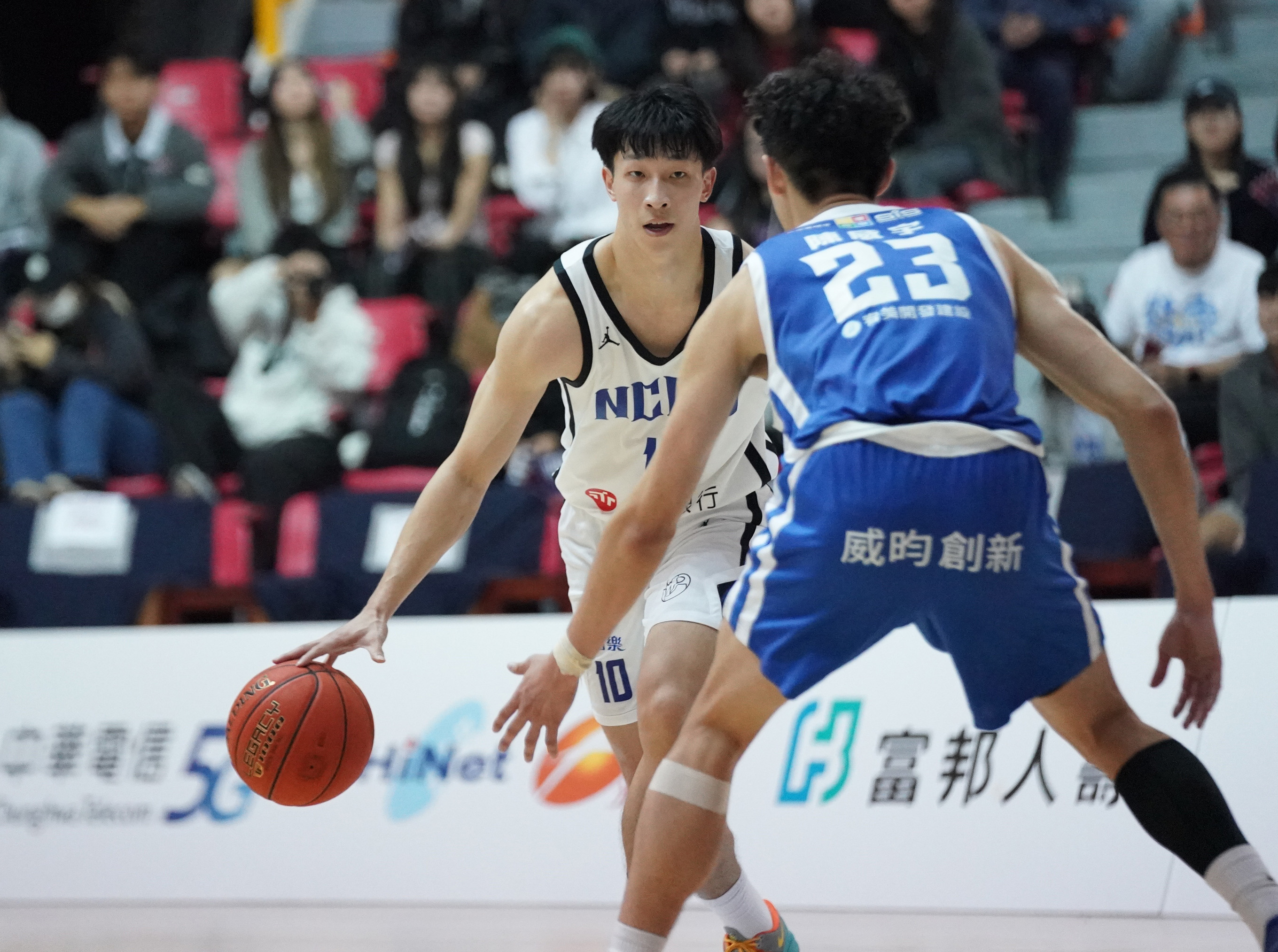 政治大學宋昕澔達成Uba個人生涯900分。大專體總提供