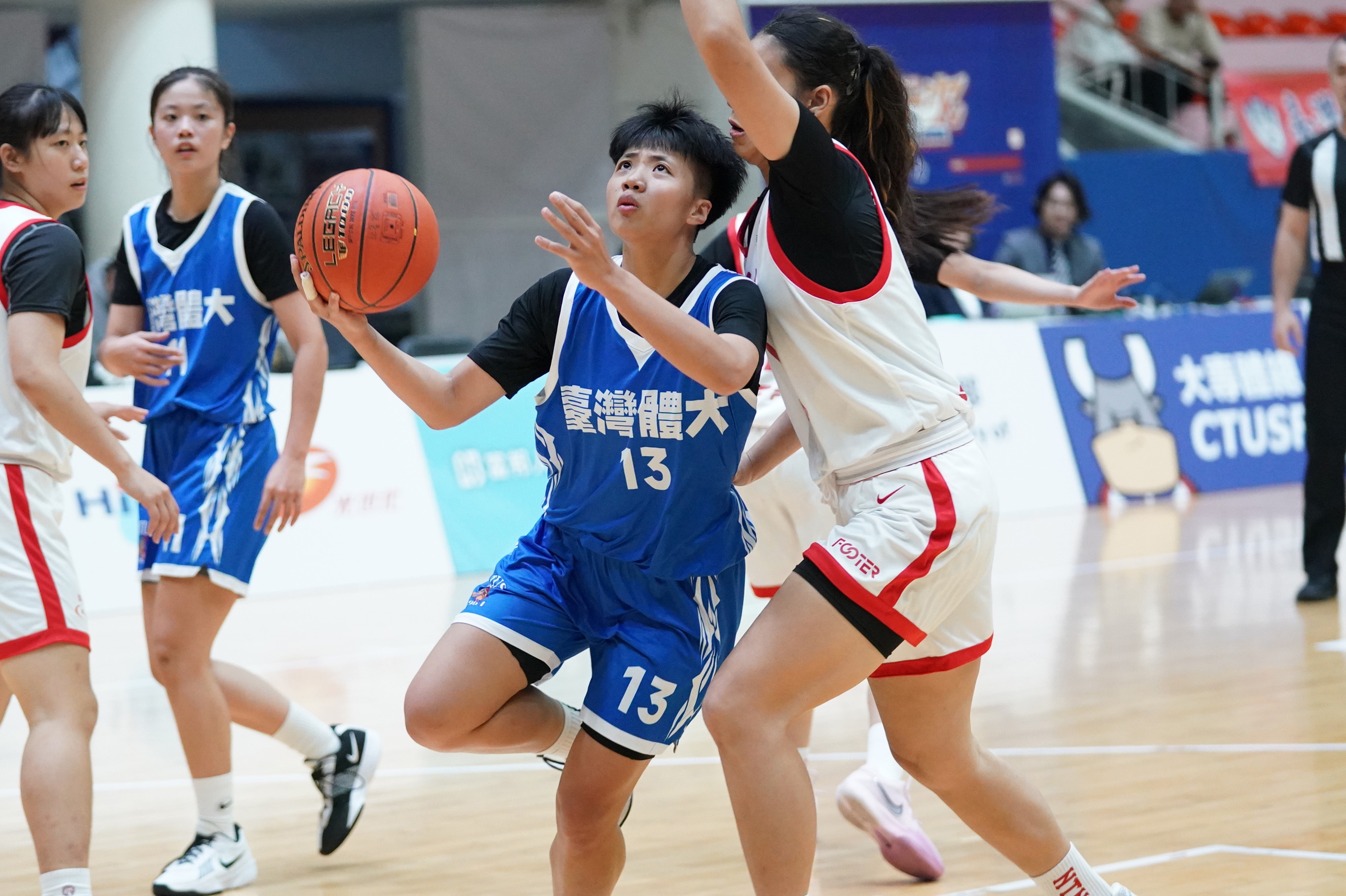 臺灣體大鄧伊汝拿下全隊最高17分。大專體總提供