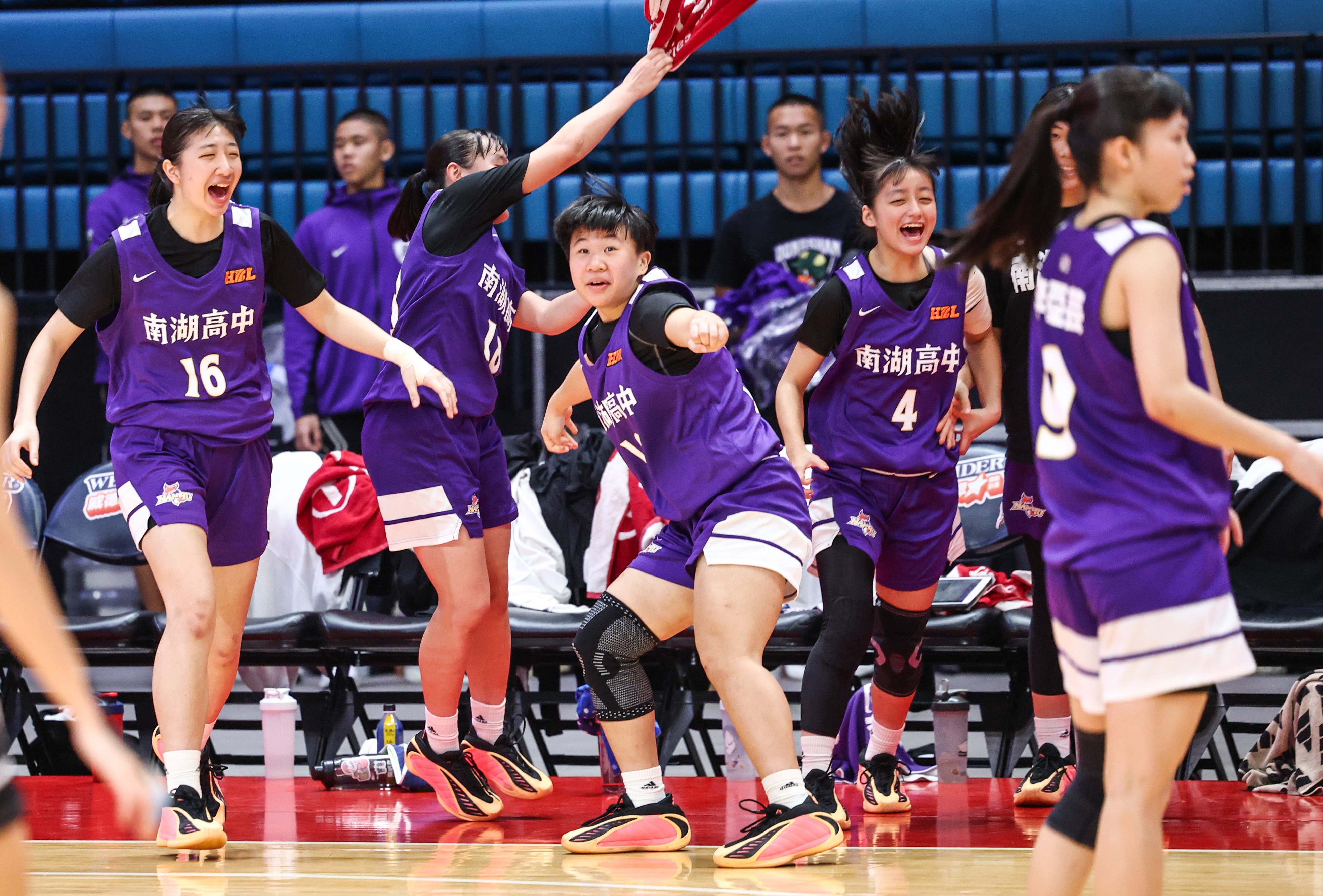 南湖外卡賽首勝。高中體總提供