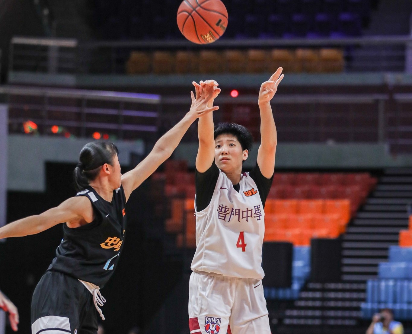 末節4三分彈飆16分含8.8秒致勝1投全場13中8轟35分雙新高，陳詩晴演活普門首勝。高中體總提供