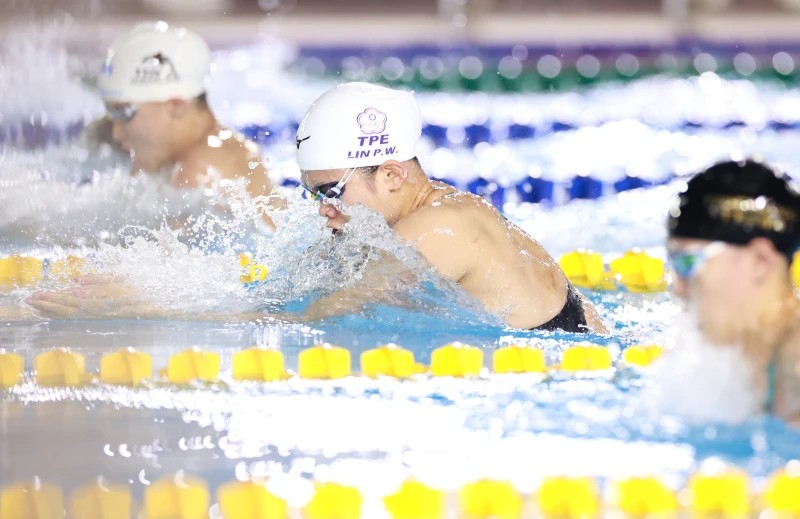 林姵彣50蛙兩破大會紀錄摘金。泳協提供
