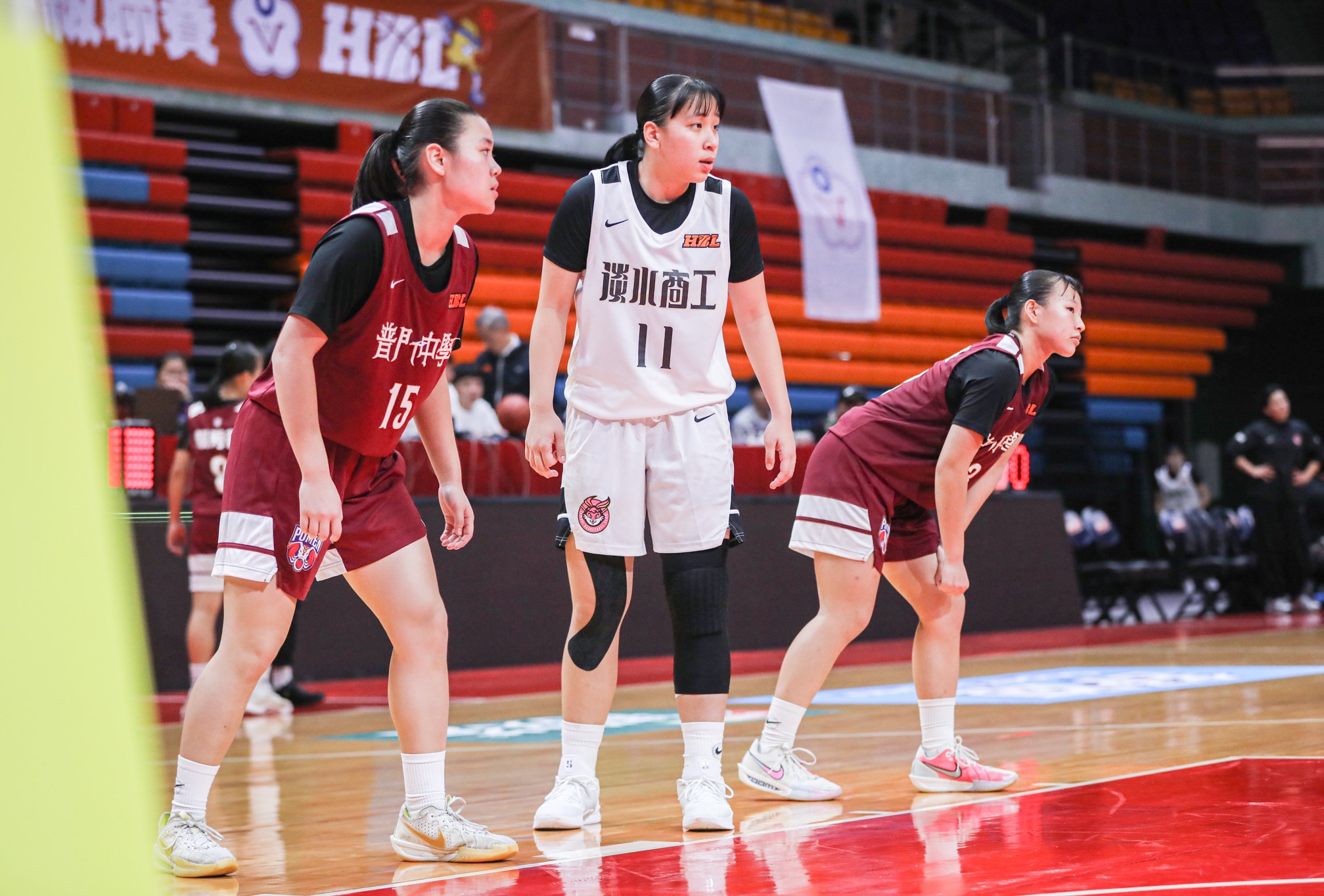 淡商高一菜鳥張雨曈三分球5投中3拿18分8籃板。高中體總提供