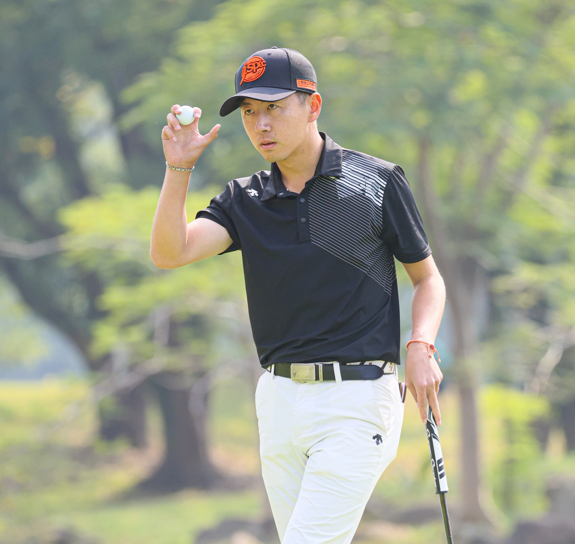 謝霆葳以兩回合133桿-11並列季軍。KBS公開賽提供