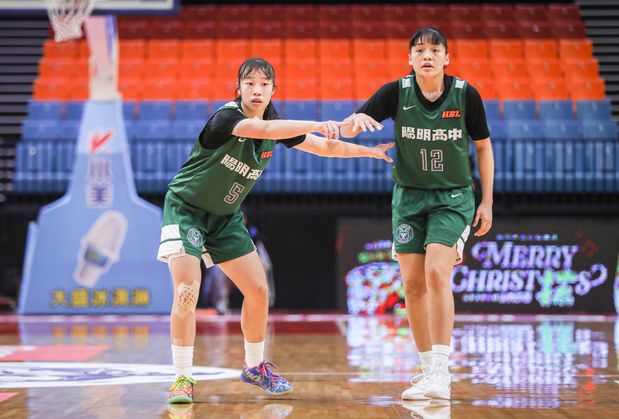 陽明蘇衡與陳芯。高中體總提供