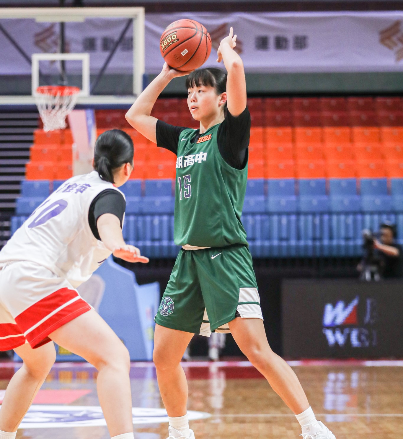 陽明許語珊進攻。高中體總提供