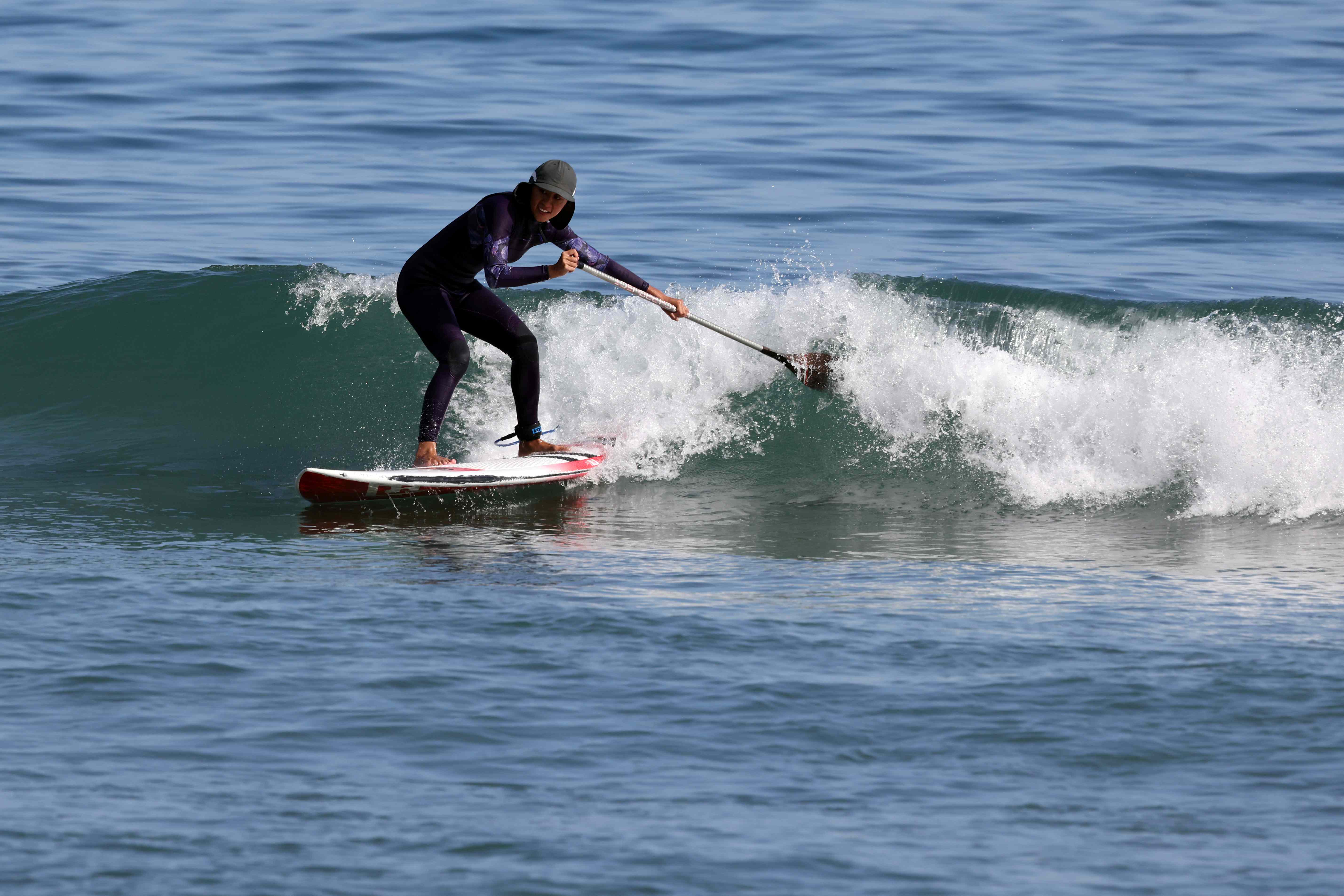 阿彪的假期全在海上，SUP衝浪是他的最愛。特約記者 郭運復攝