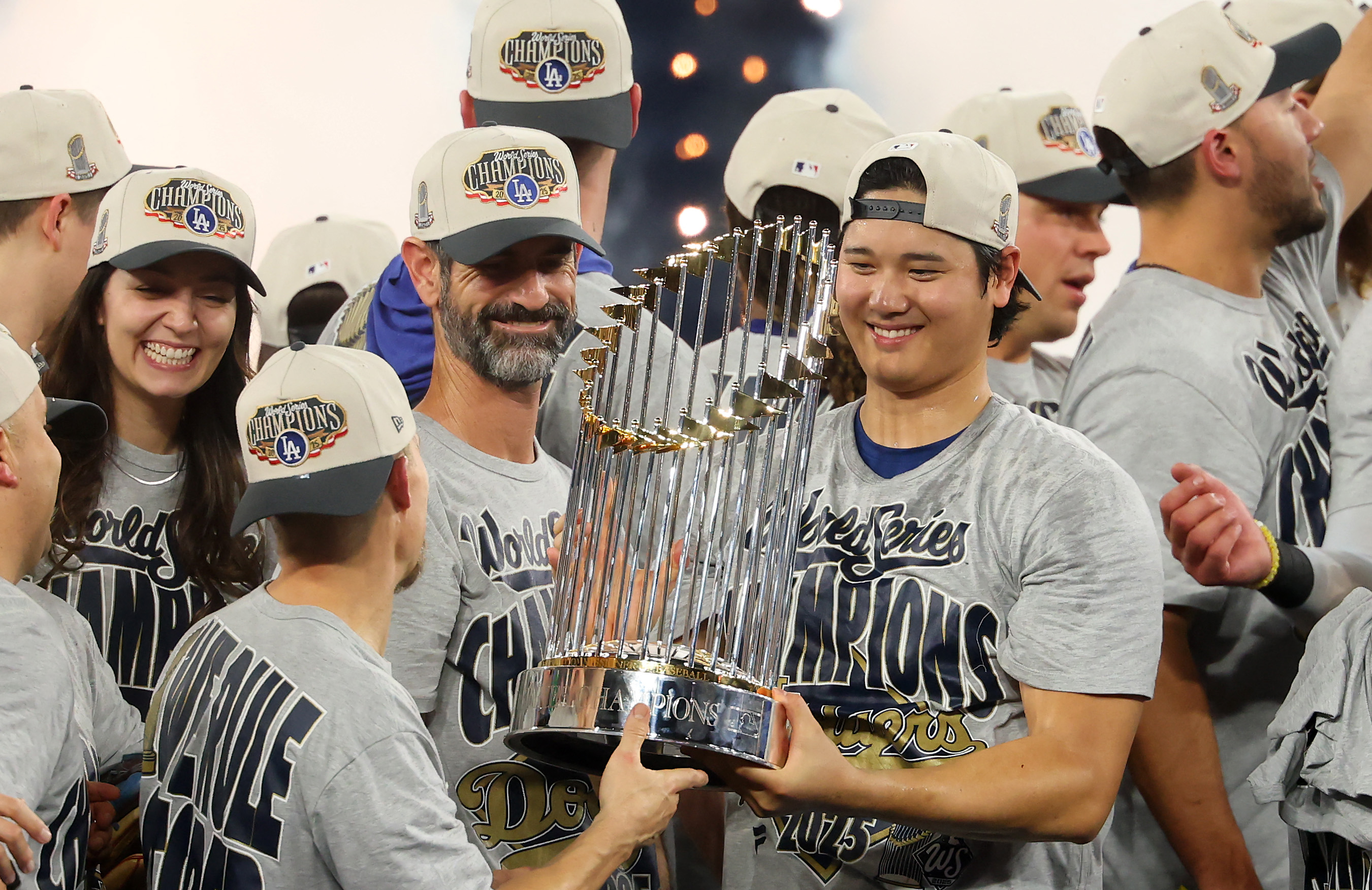 道奇日本棒球球星大谷翔平(Shohei Ohtani,中)第四度獲選為美聯社年度最佳男運動員。法新社
