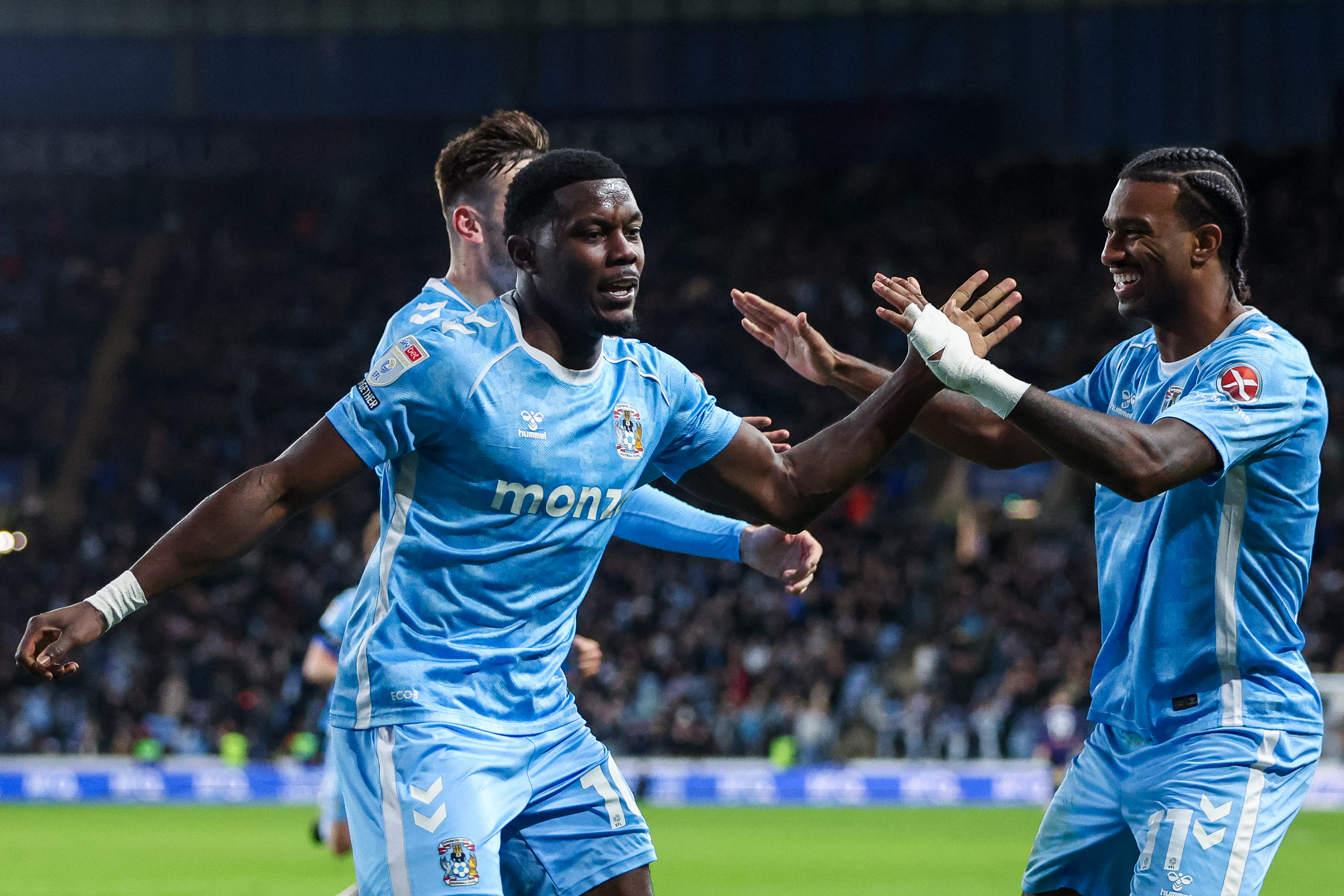 科芬特里城最近超猛，平均每場進2.2球、只丟1球，最近5場戰績是勝-勝-勝-平-勝，簡直是連勝模式開啟！法新社