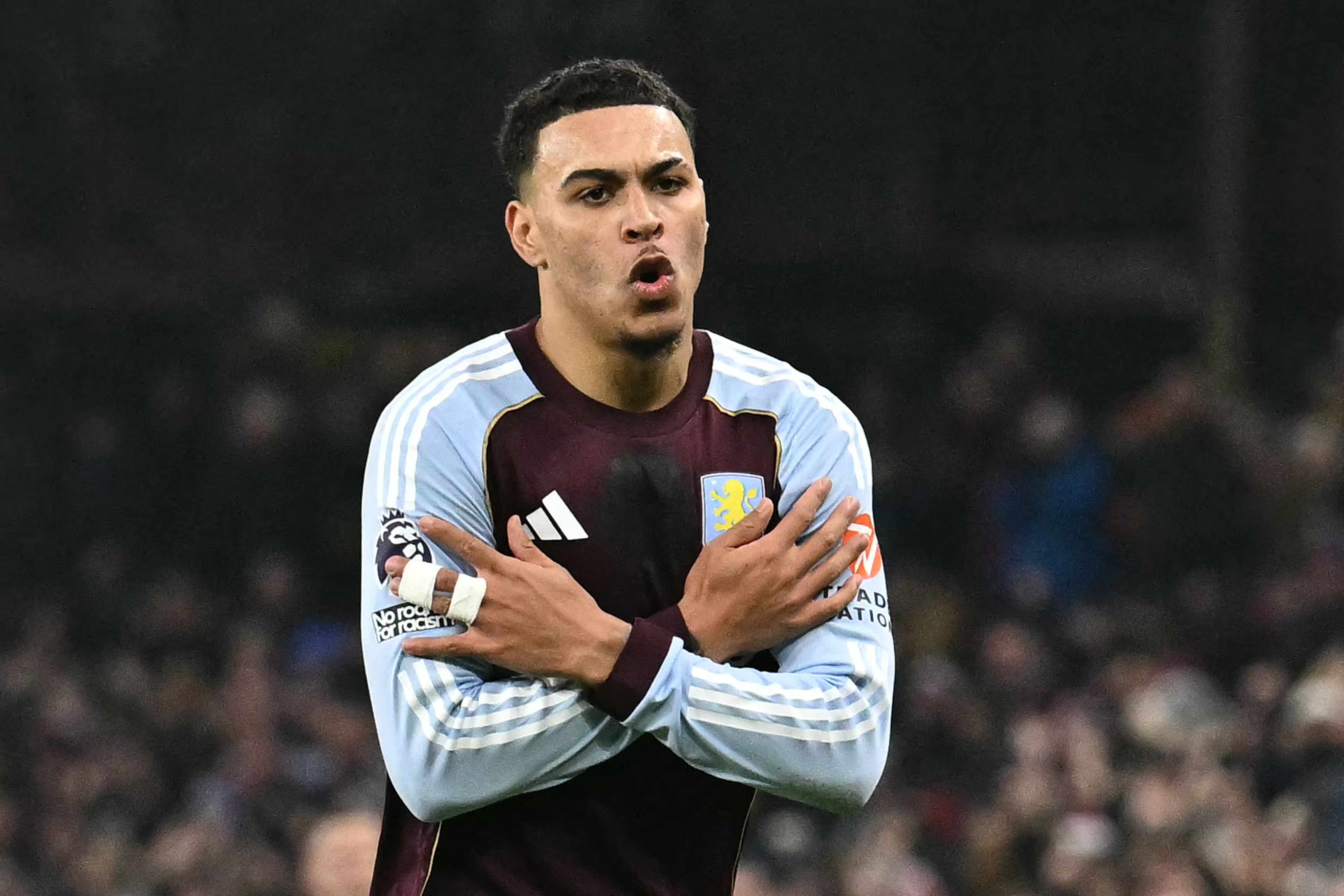 羅傑斯連兩場梅開二度。法新社