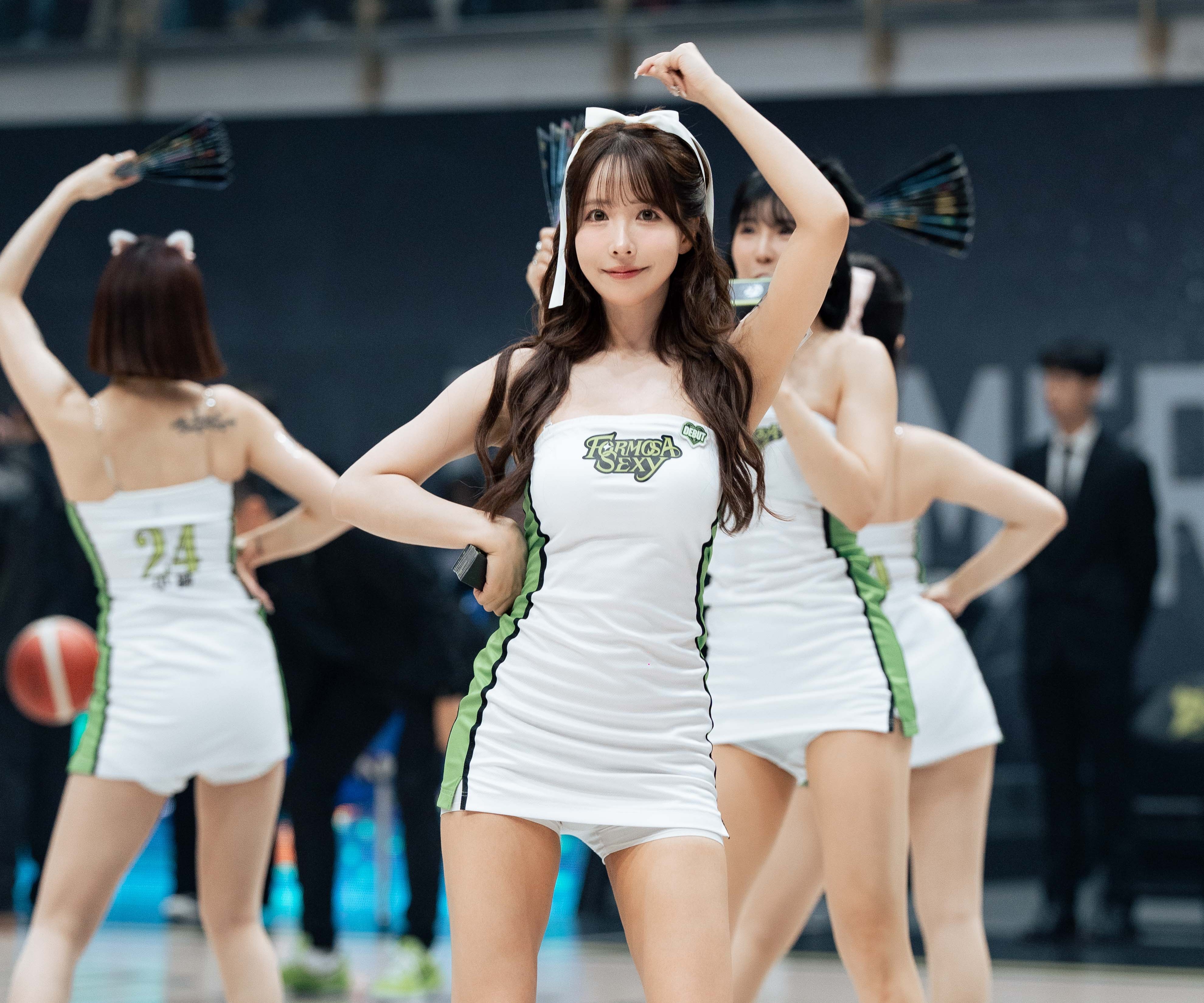 三上悠亞助陣點燃主場氣氛。官方提供