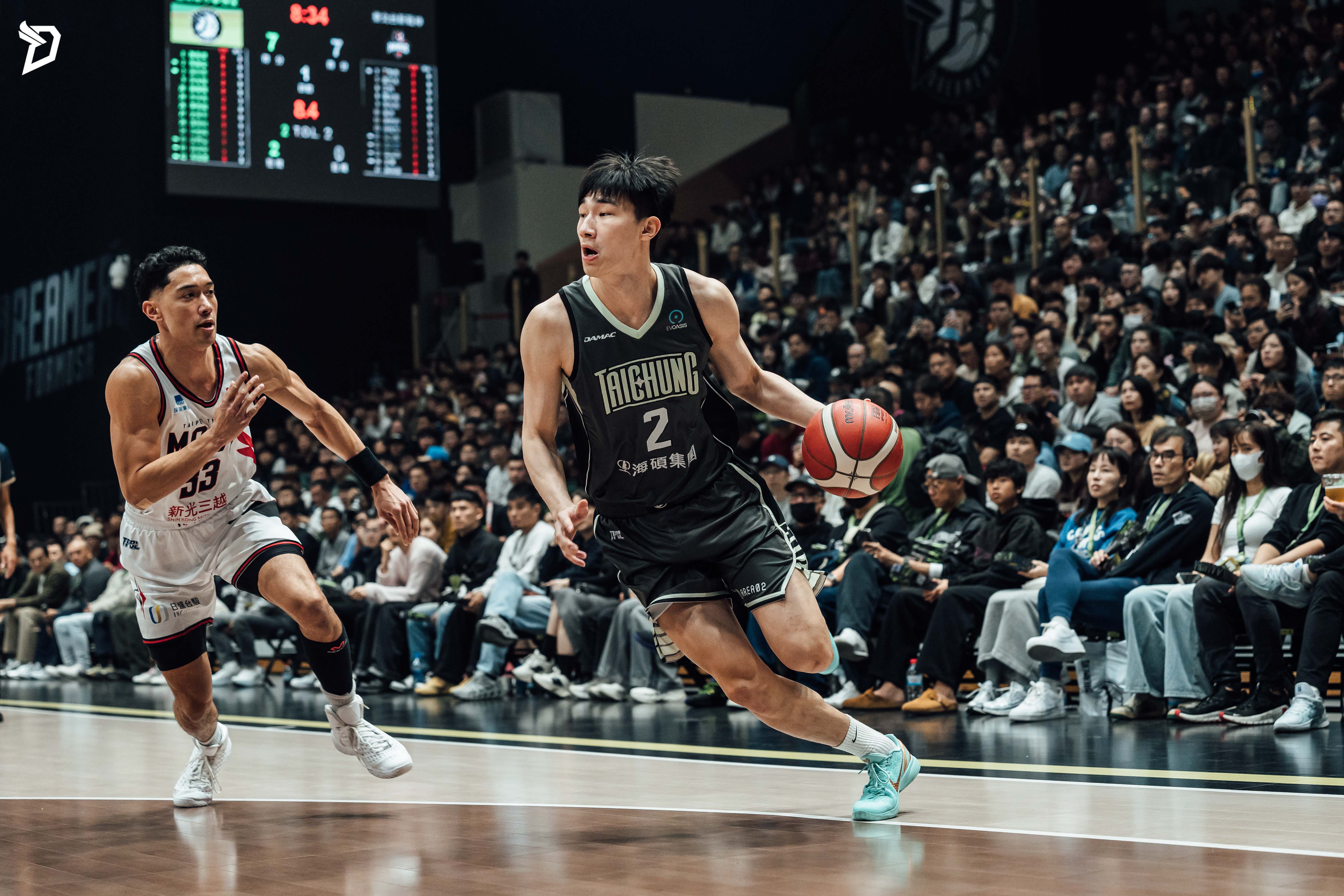 馬建豪首節外線 2 投 2 中,為球隊穩定輸出。官方提供