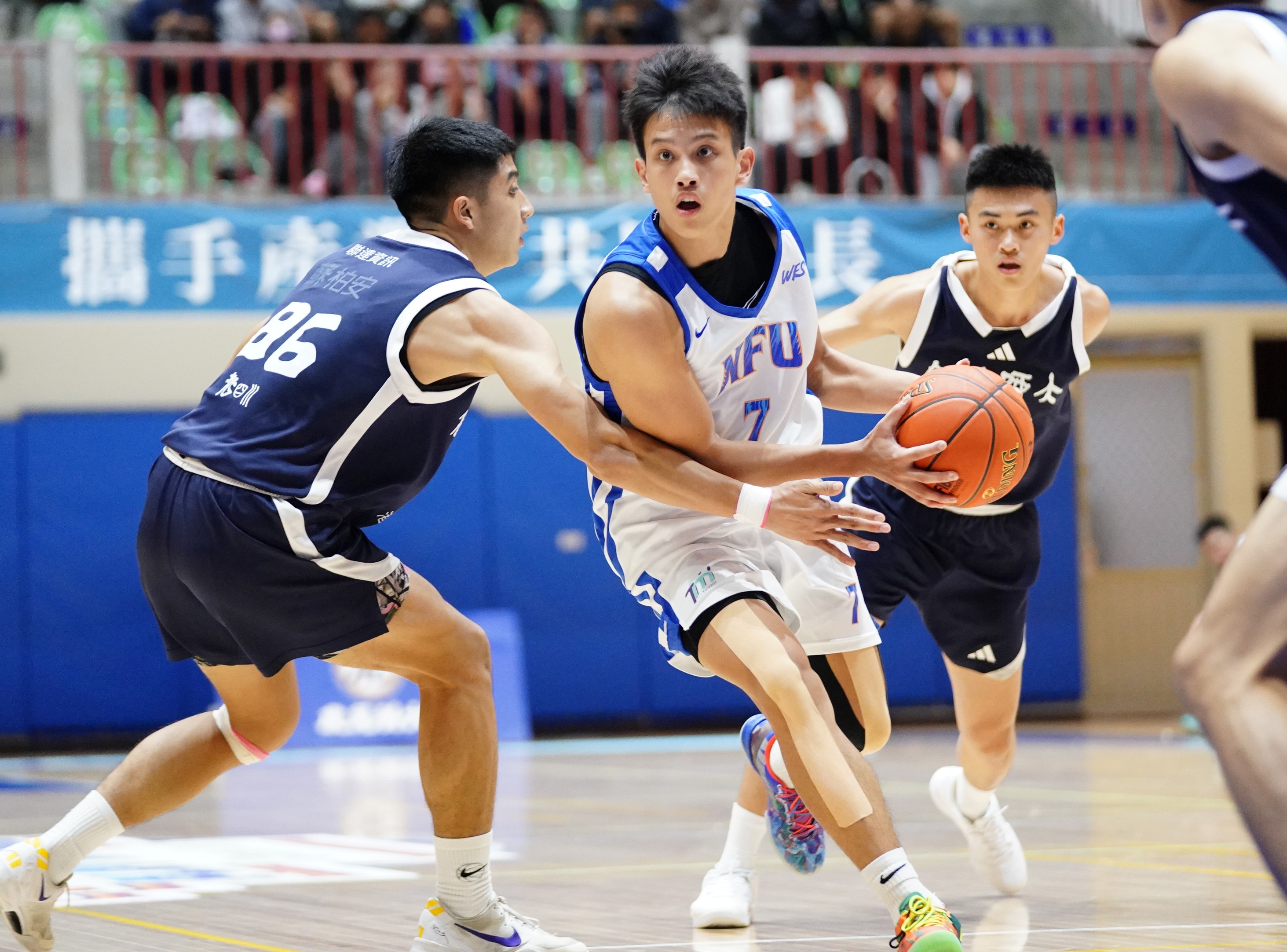 虎尾科大楊程恩16分8助攻6抄截。大專體總提供