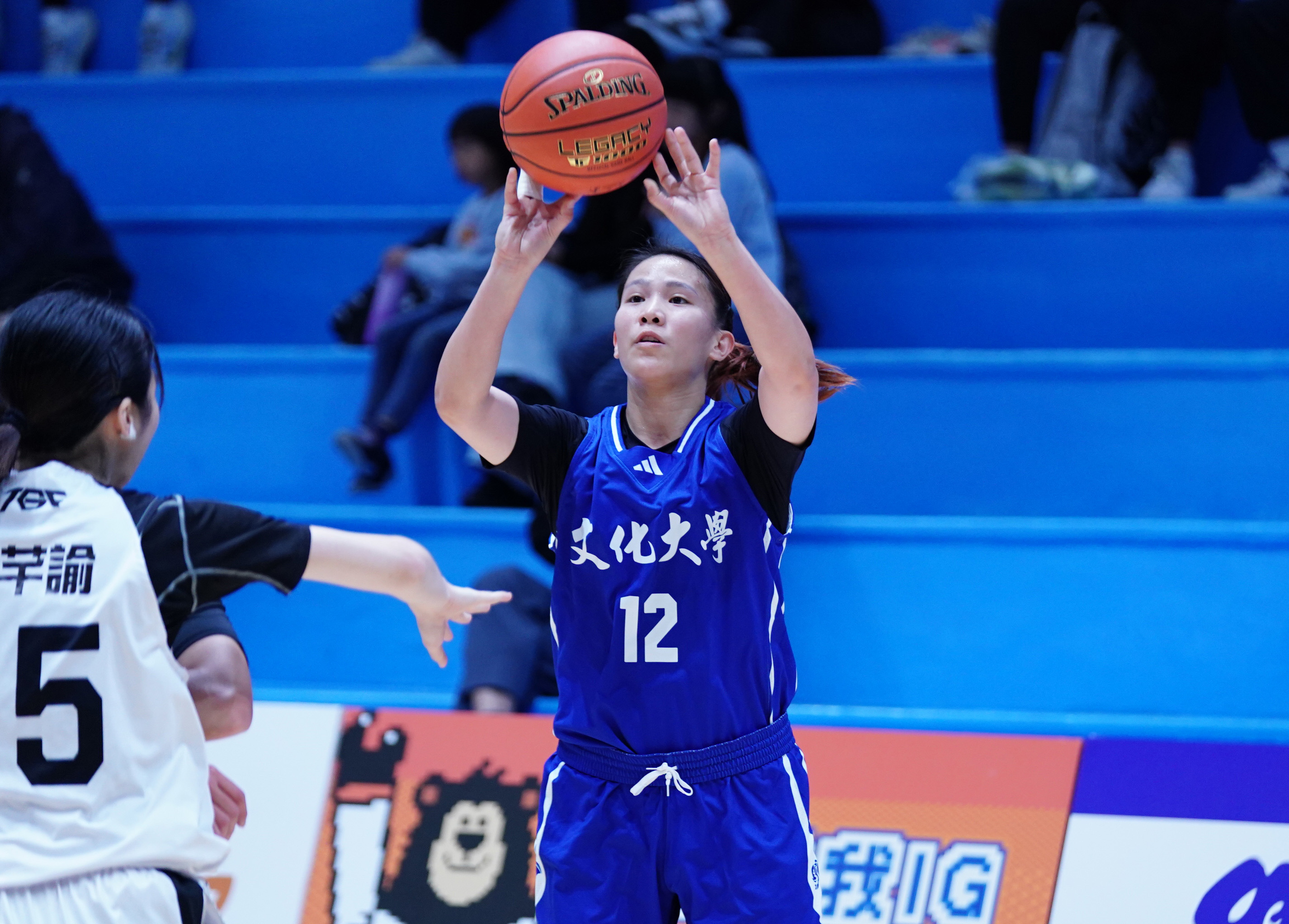 Uba04408 文化大學王玥媞24分14籃板。大專體總提供