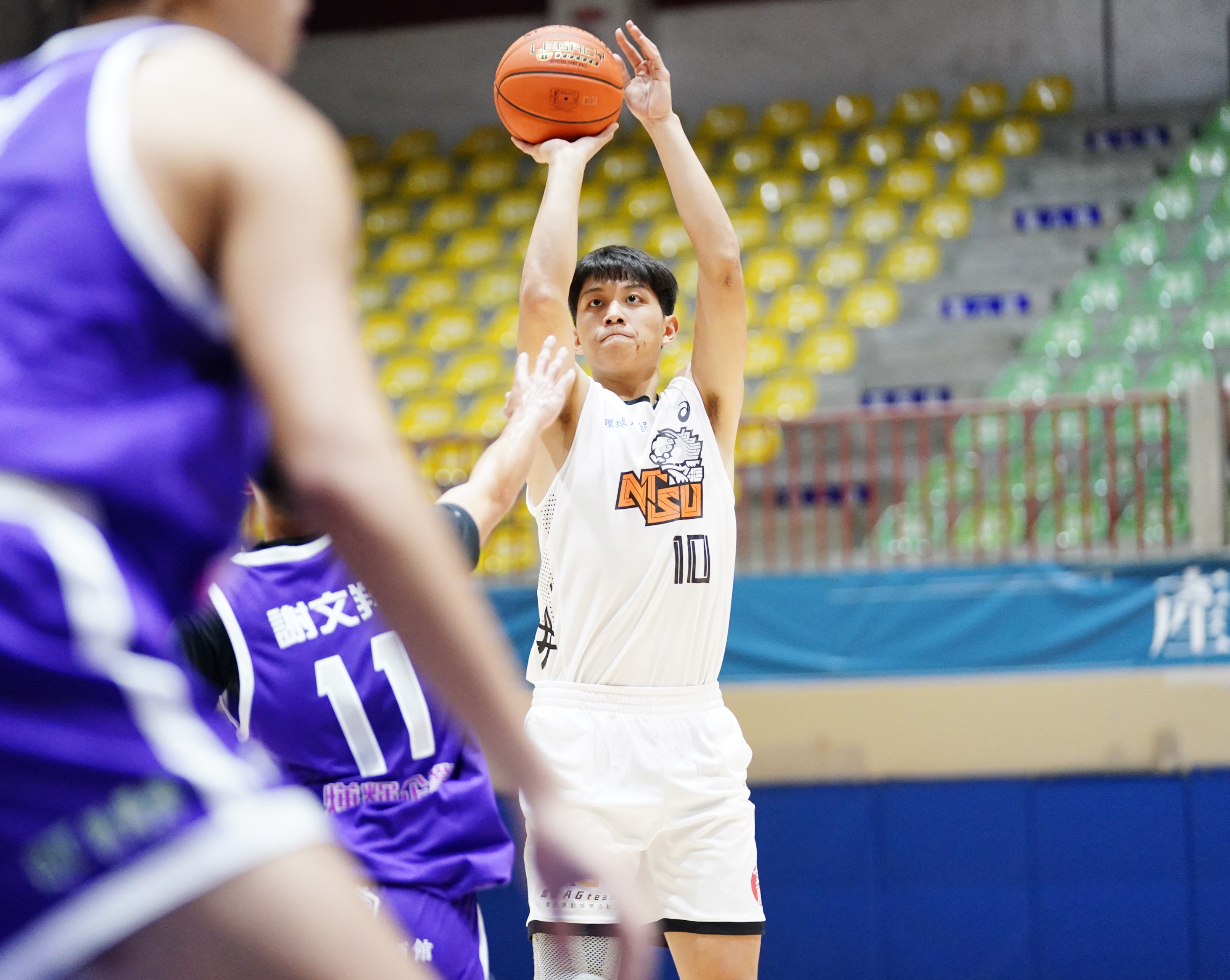 國立體大郭嘉安18分9籃板。大專體總提供