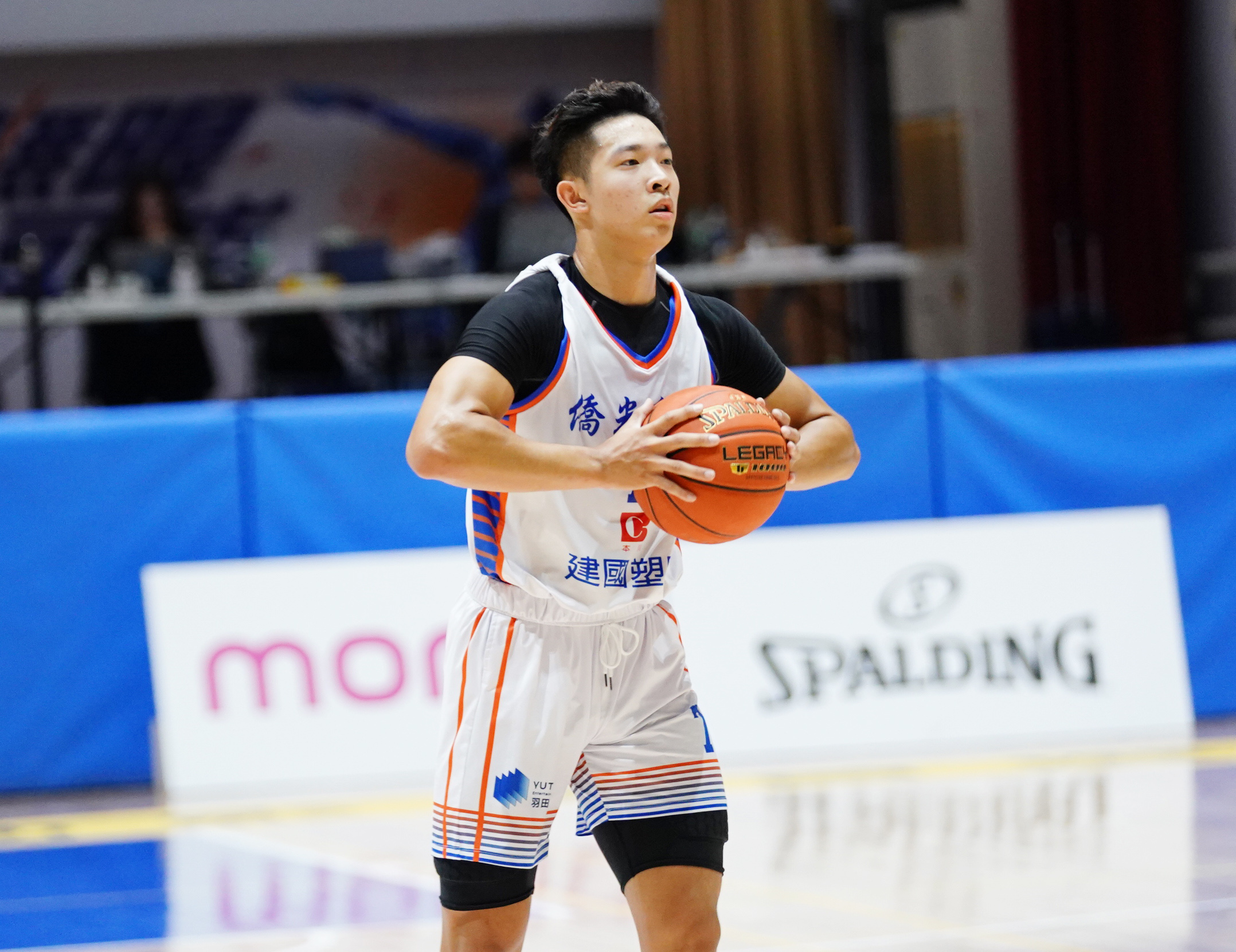 僑光科大游文祥16分4助攻。大專體總提供