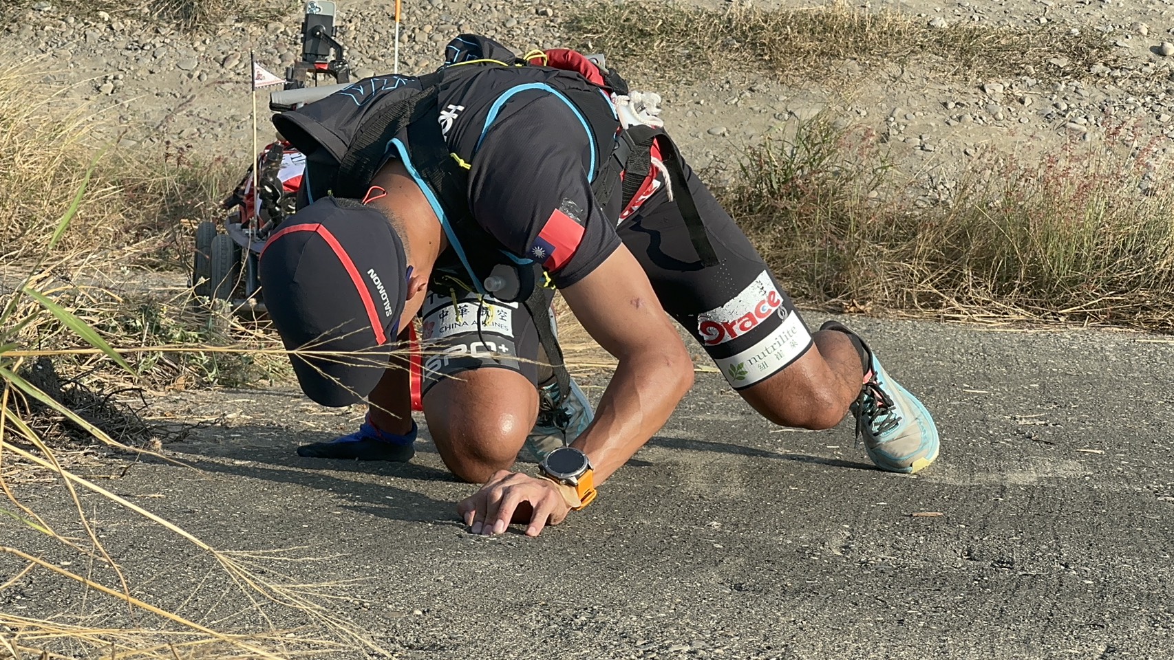 陳彥博雪橇環台訓練模擬困難地形。陳彥博提供