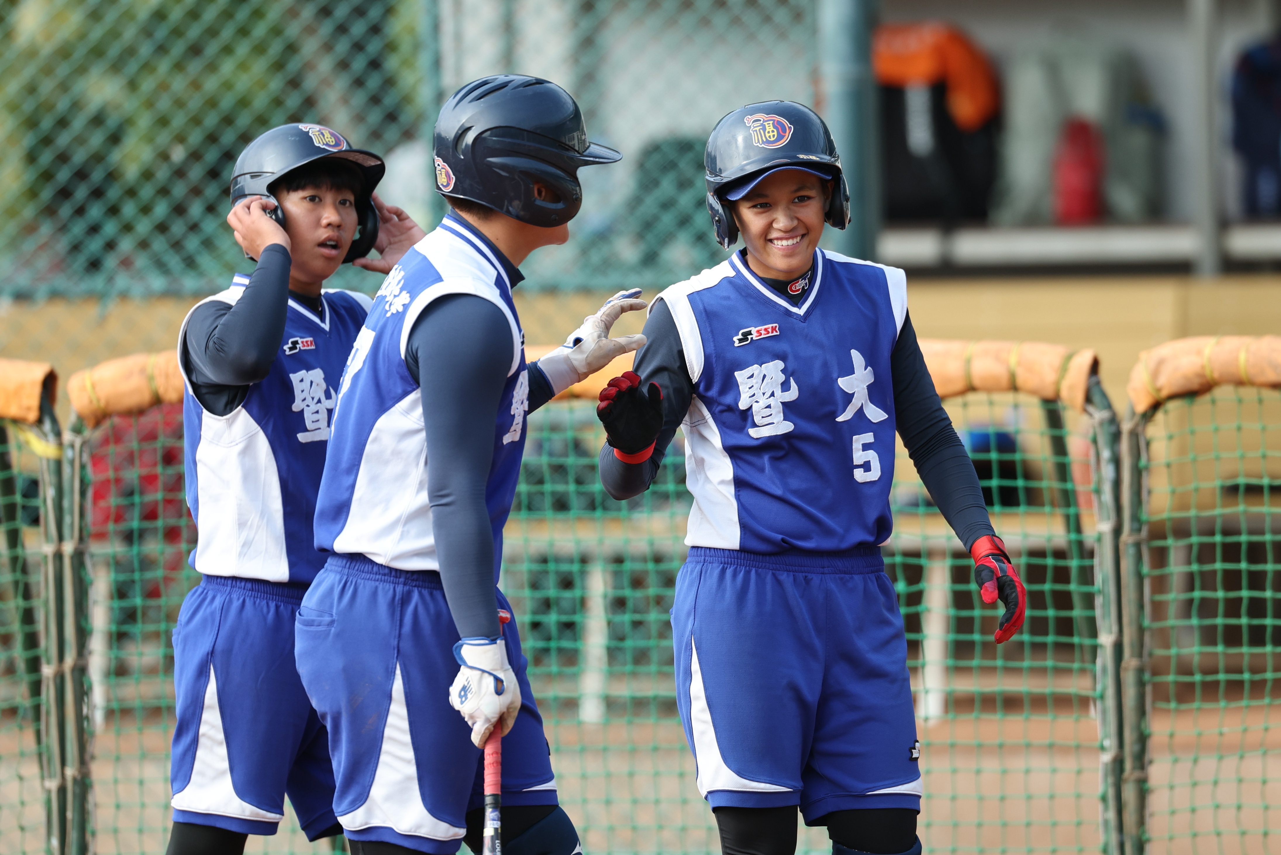 陳喜晏（右）猛打賞。大專體總提供