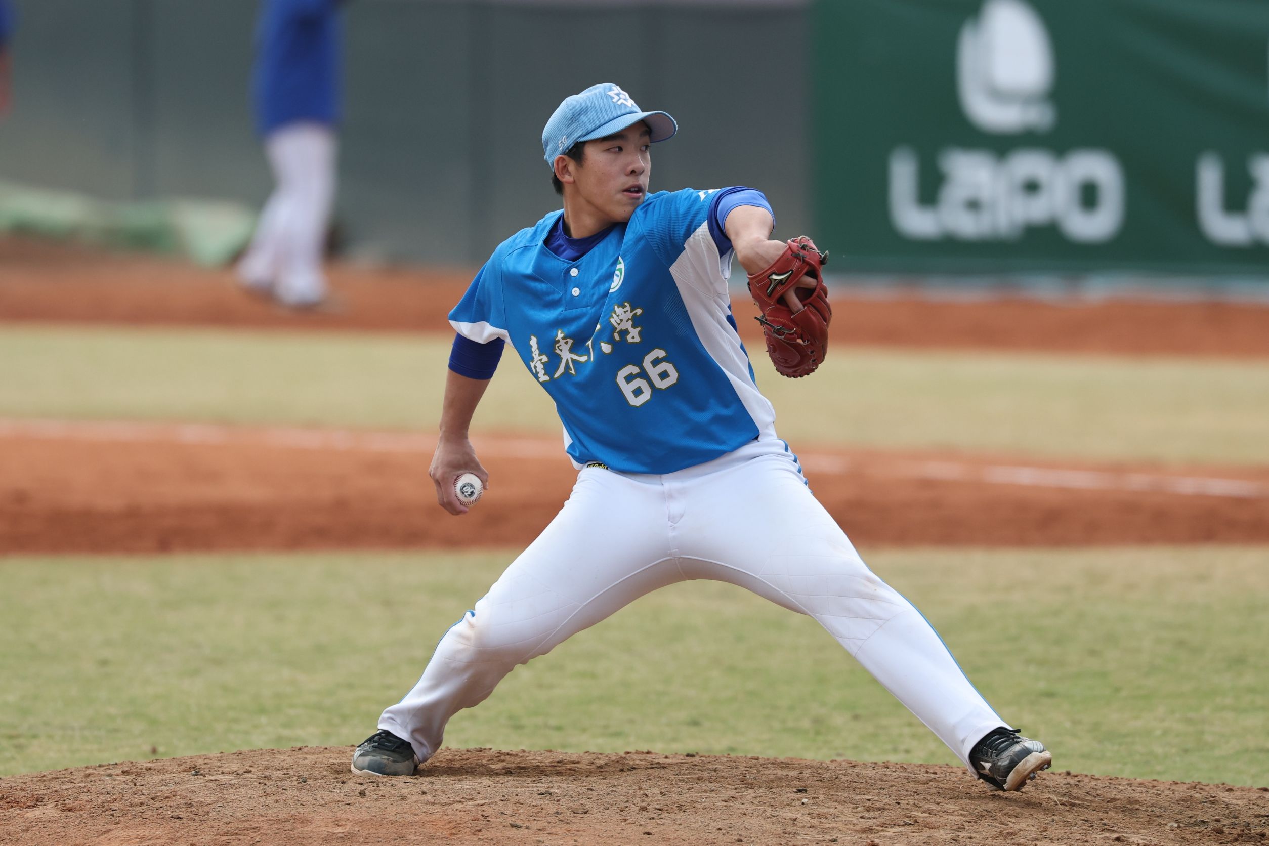 邱承葦後援5局。大專體總提供