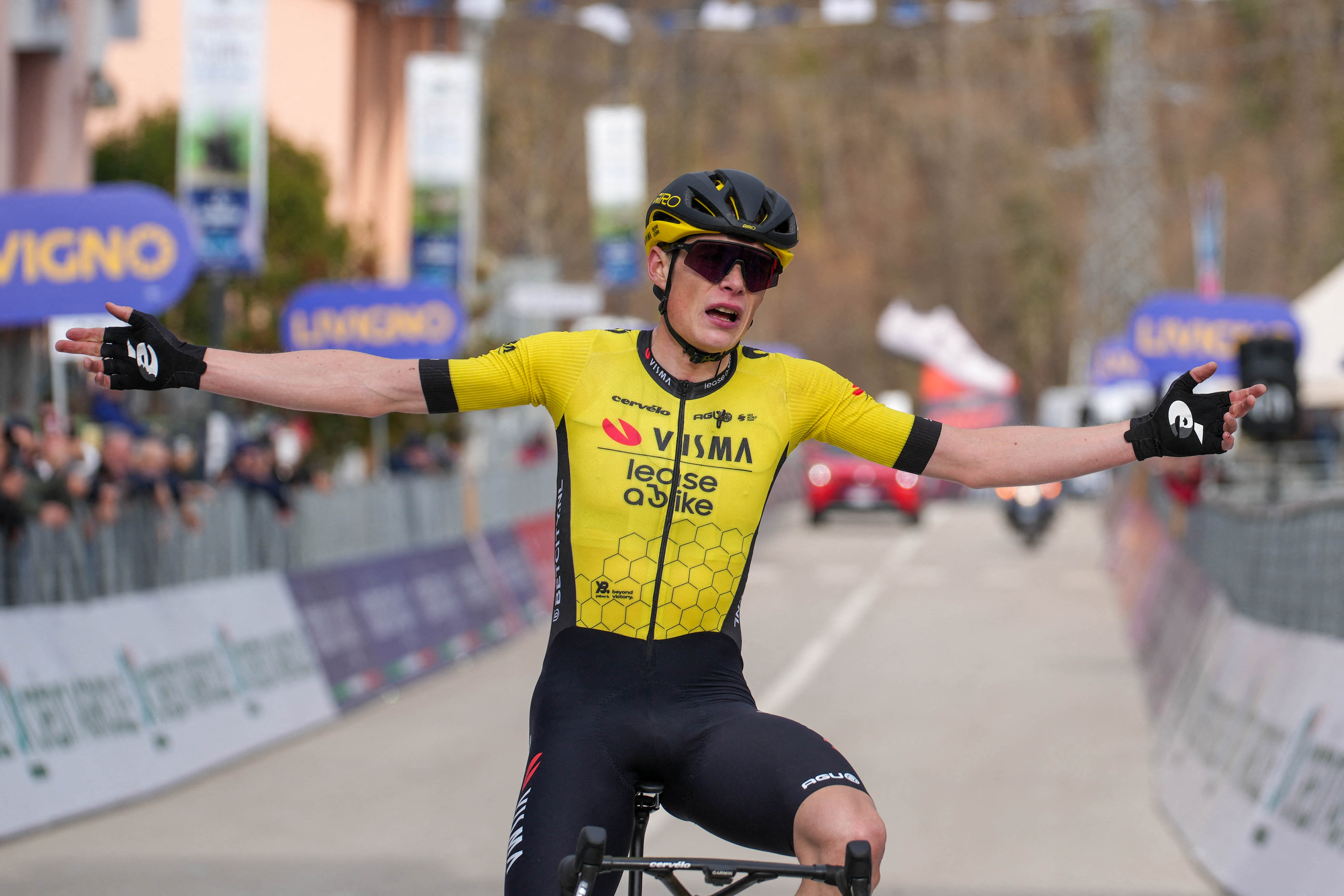 2022、2023年環法冠軍丹麥車手溫格高（Jonas Vingegaard）在訓練時出意外。法新社