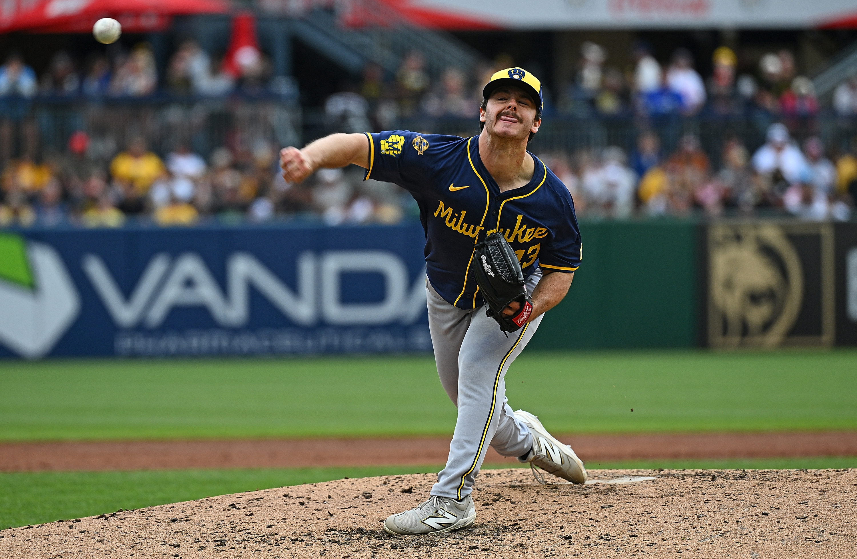 密爾瓦基釀酒人菜鳥投手韓德森（Logan Henderson）。法新社