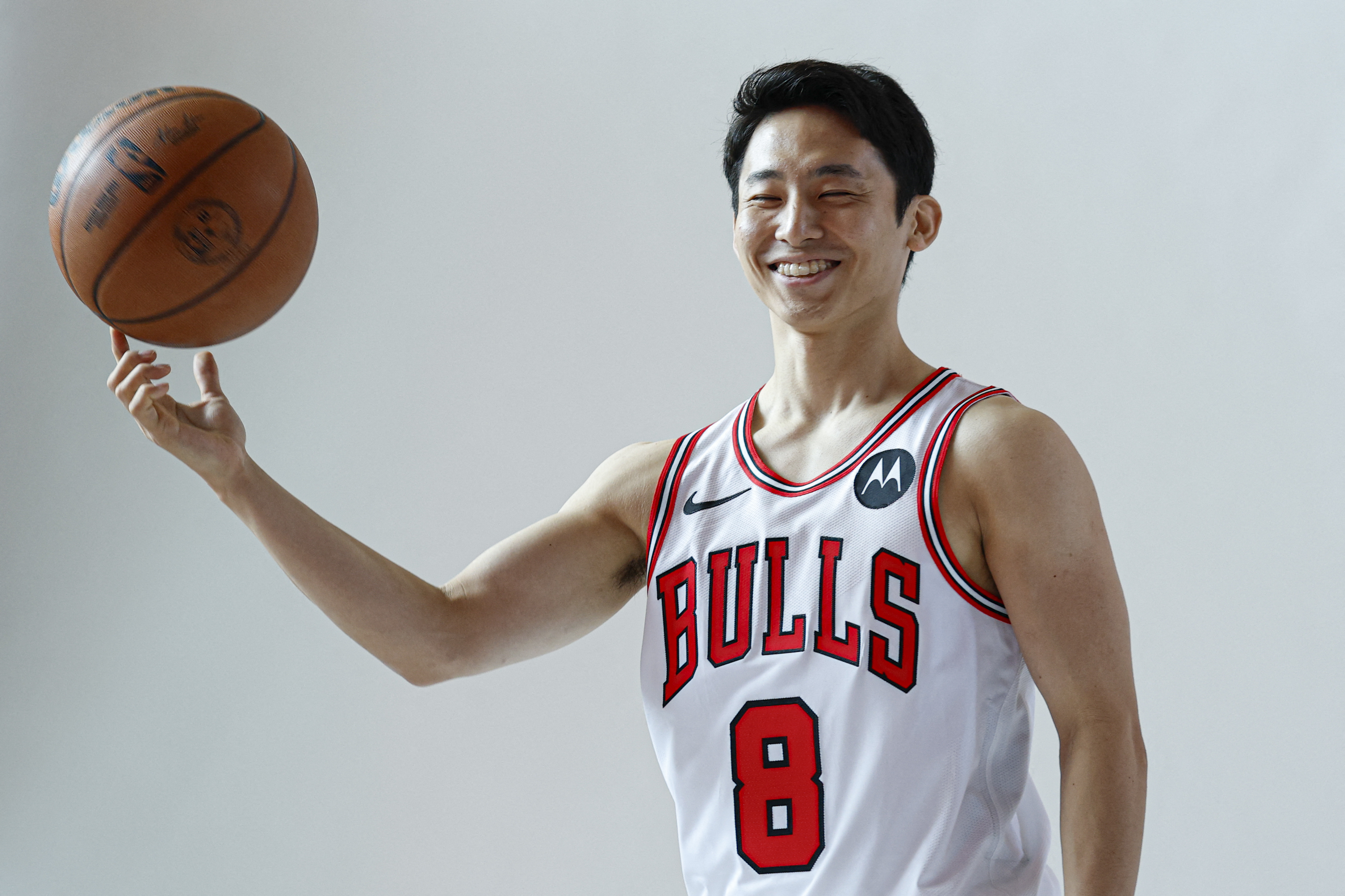 被譽為地表最強173的日本後衛衛河村勇輝與公牛重新簽約。法新社