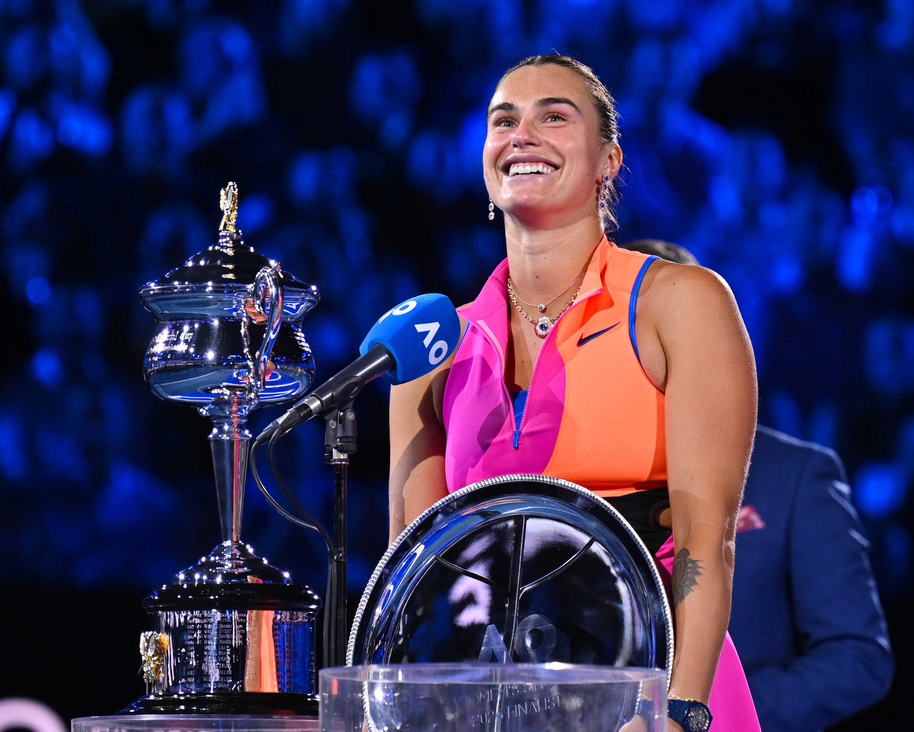 白俄羅斯世界球后莎芭蓮卡（Aryna Sabalenka）連兩年在澳網決賽失利。摘自澳網推特