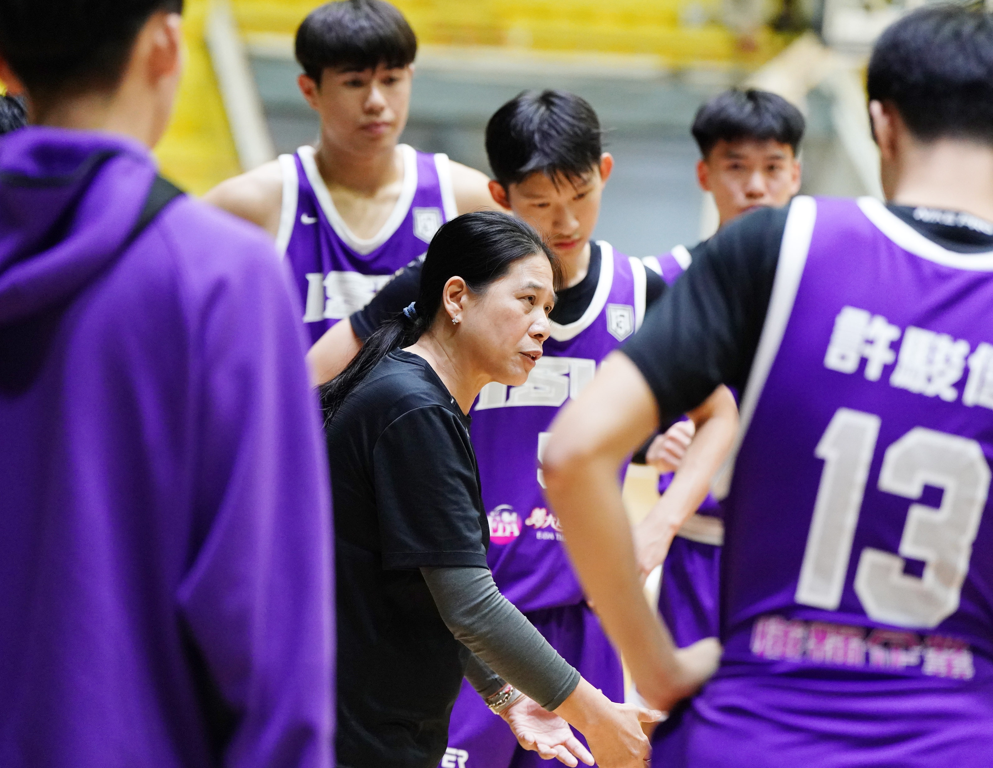 義守大學總教練謝玉娟。大專體總提供