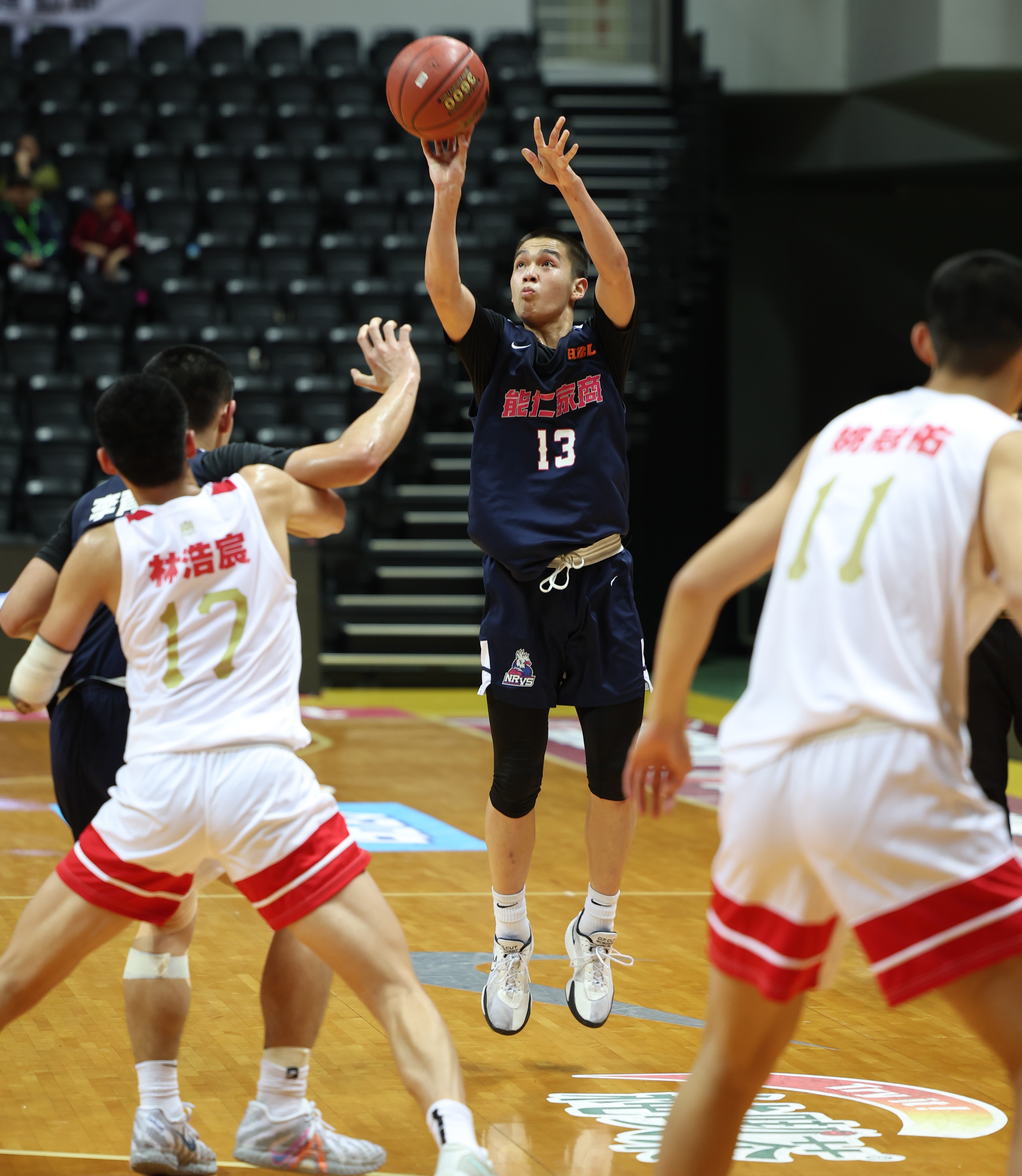 謝瑋恩。高中體總提供