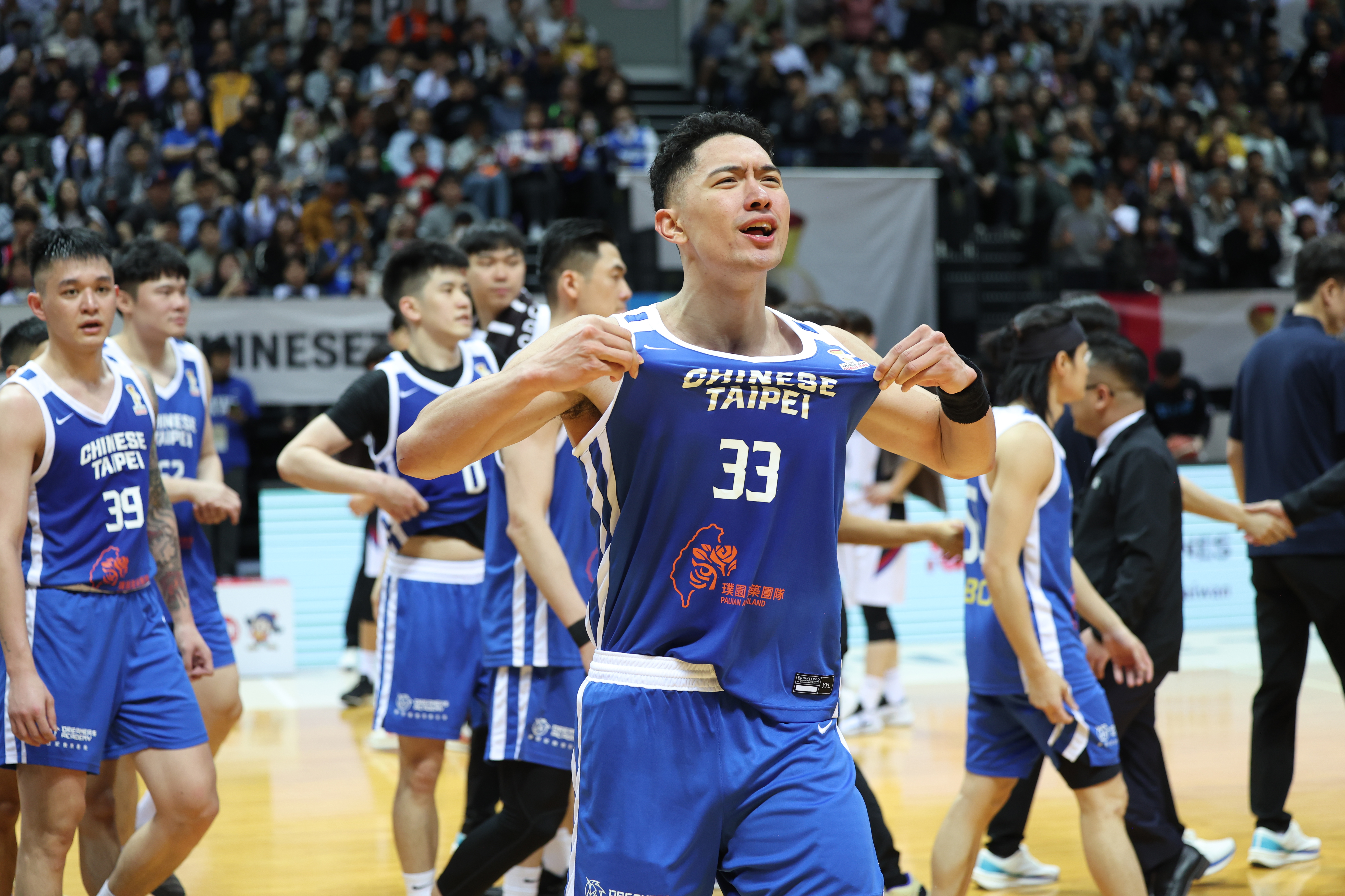 中華隊雷蒙恩成功宰韓。李天助攝