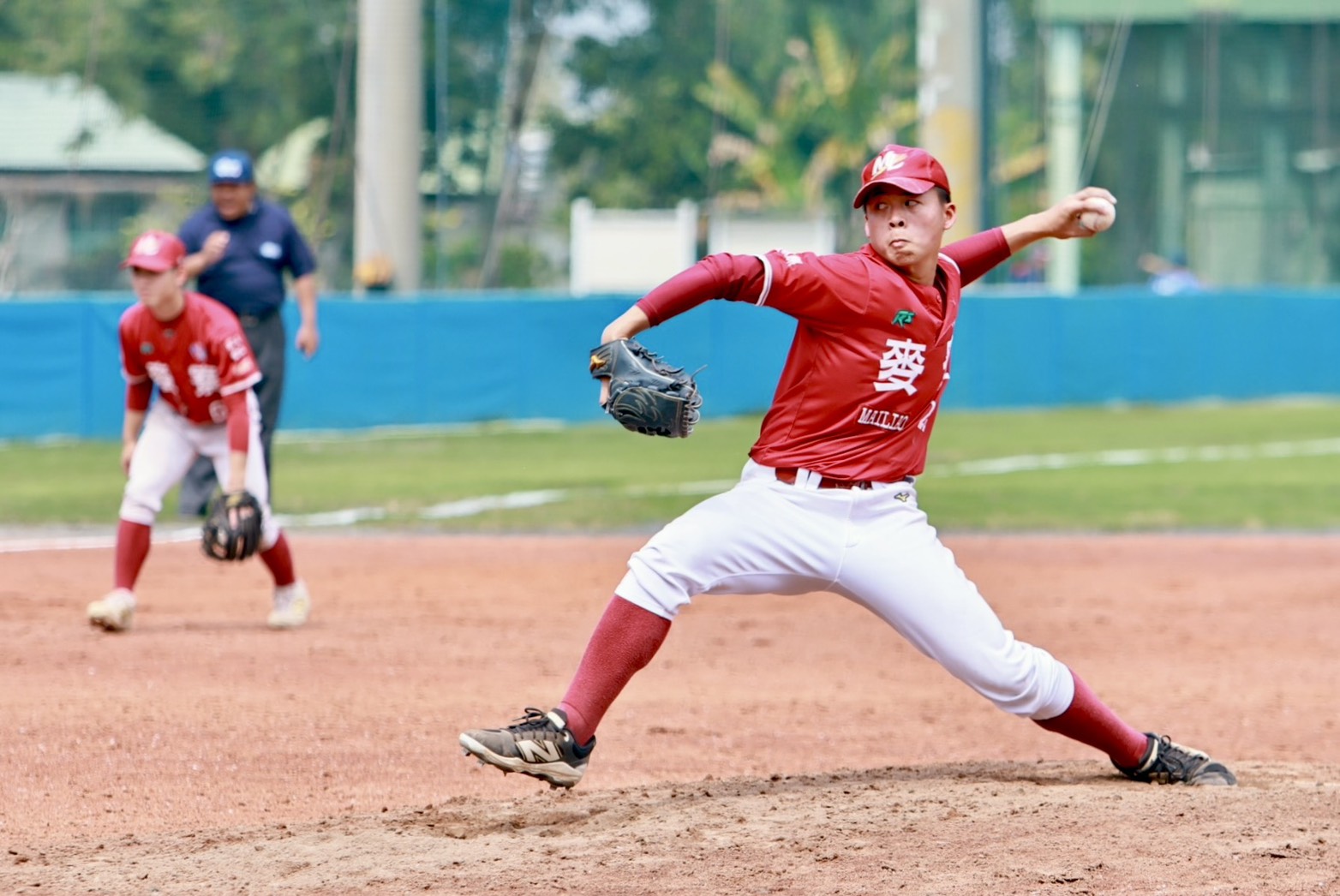 麥寮李梓齊中繼4局無失分。學生棒聯提供