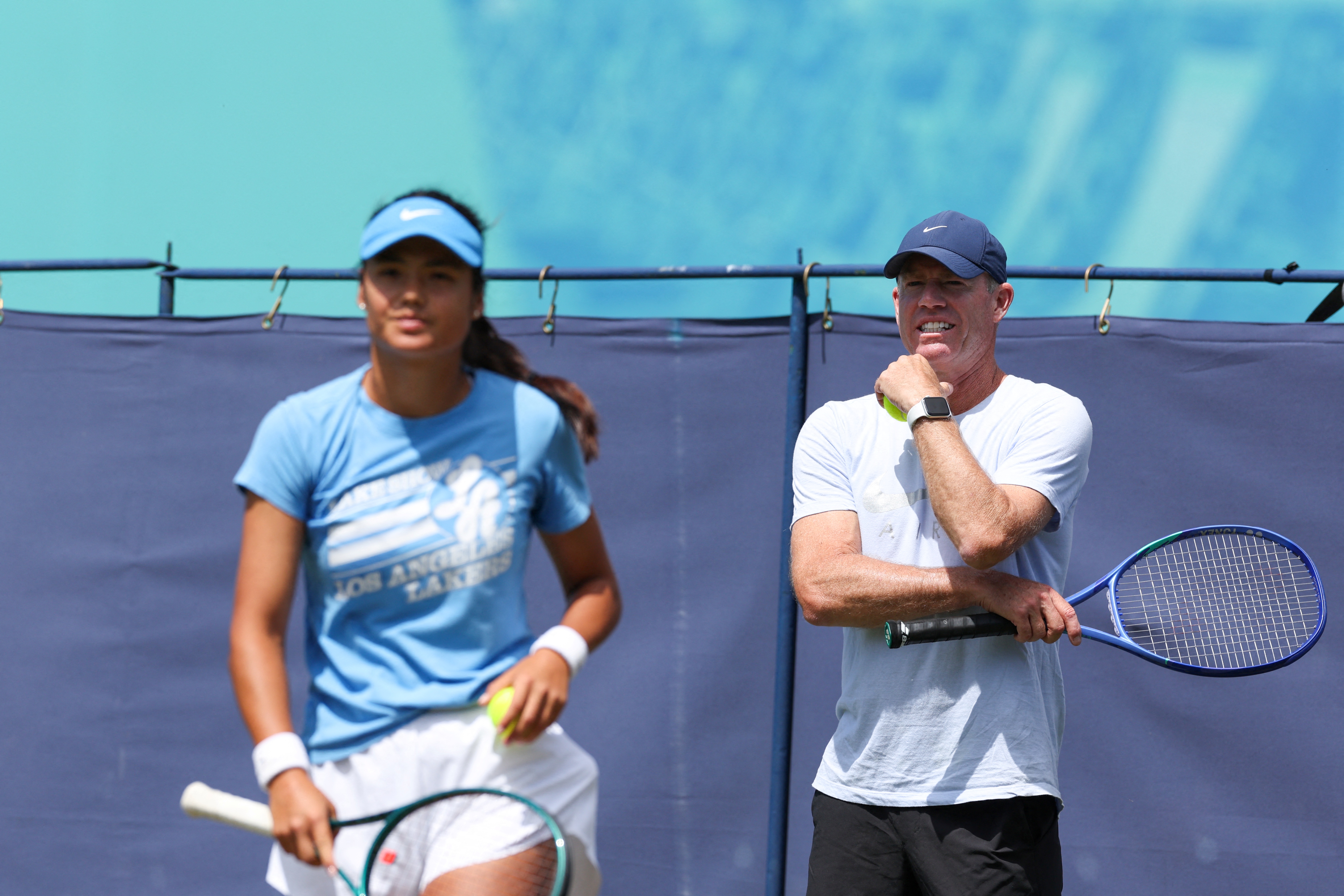 英國網球甜心拉杜卡努(Emma Raducanu)再找回前教練佩奇(Mark Petchey)建立臨時性的合作關係。法新社