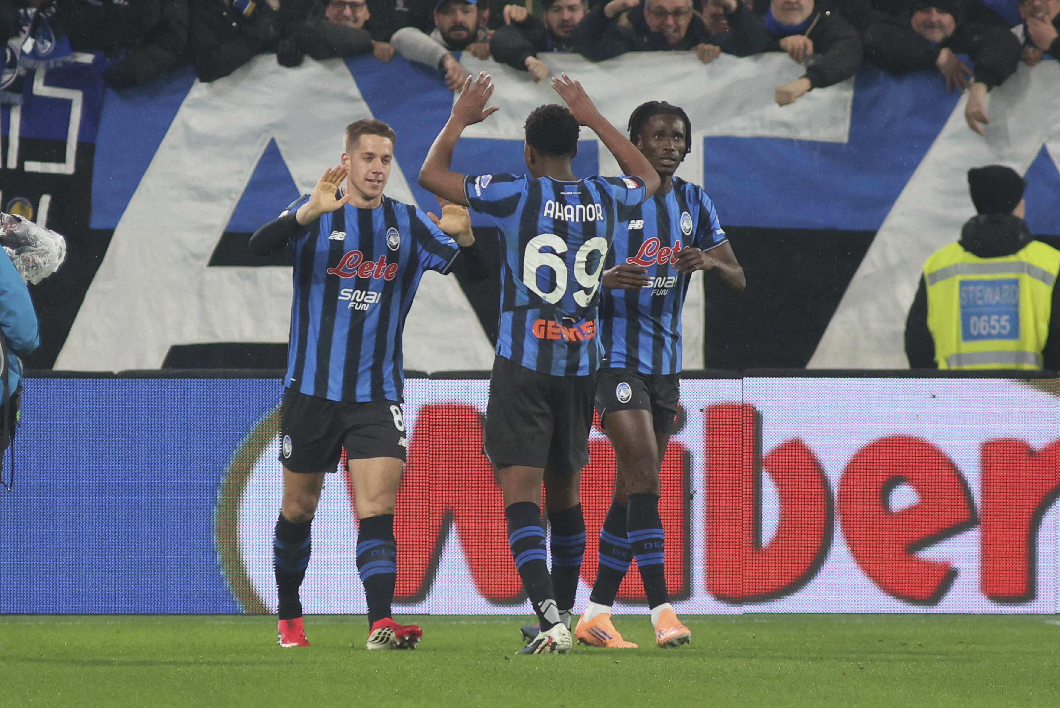 亞特蘭大(見圖)攻勢猛，克雷莫內斯防守弱，這場很可能超過2.5球。法新社