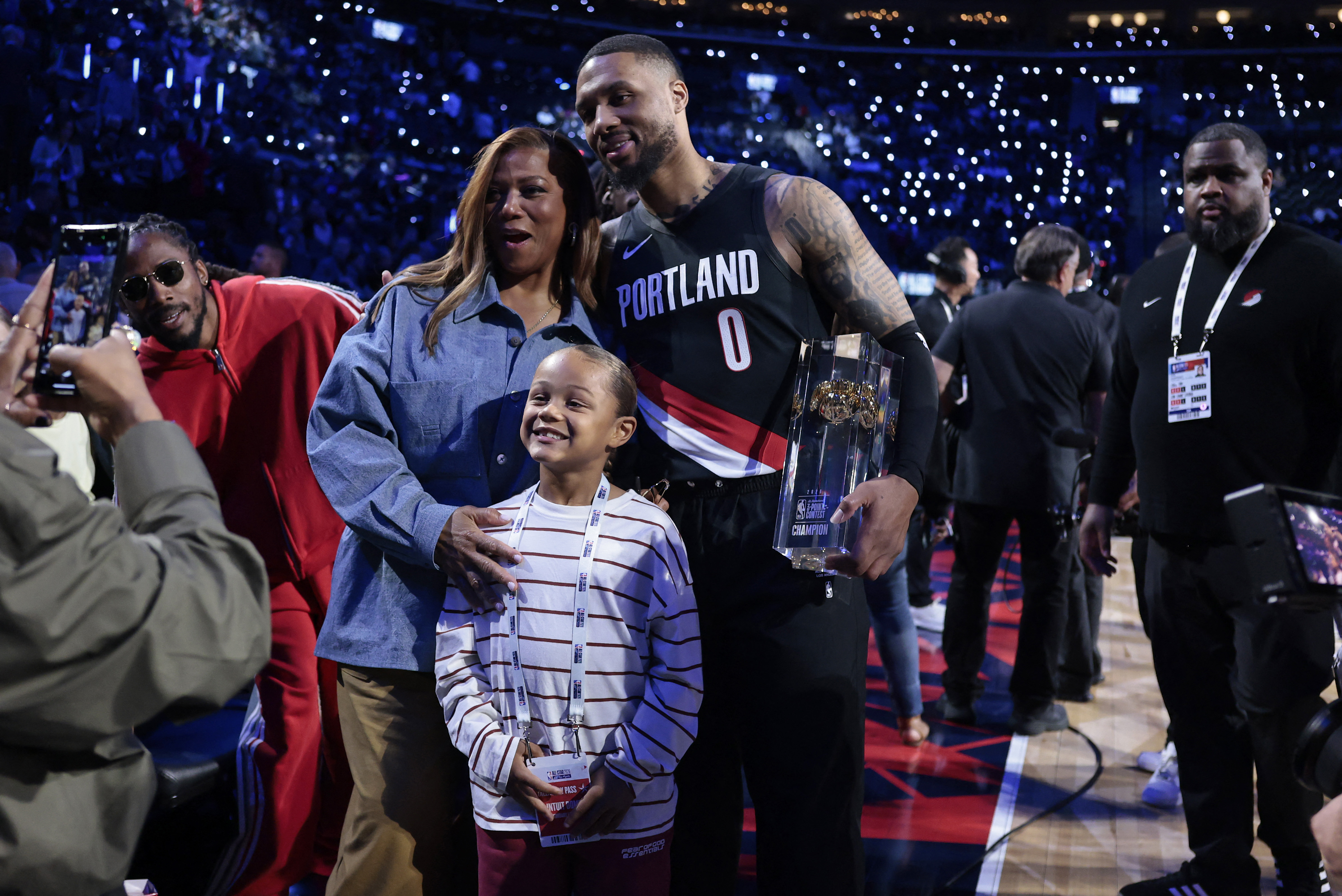 因左腳阿基里斯腱撕裂傷勢而缺席整個賽季的里拉德(Damian Lillard),今天第三度拿下亖分球冠軍。法新社