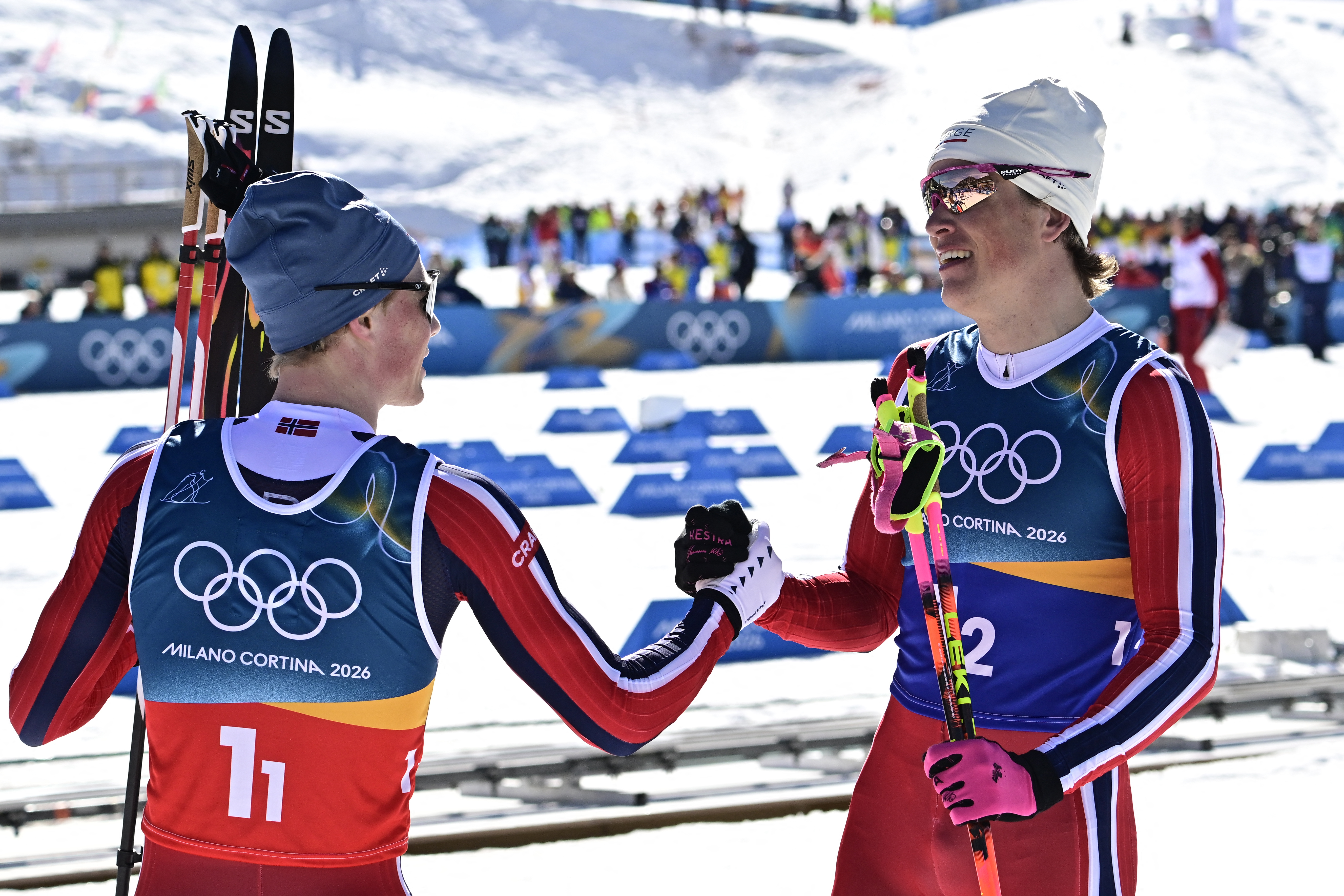 29歲的克萊博(右)與同胞搭檔赫德加特(Einar Hedegart,左)輕鬆合力摘金。法新社