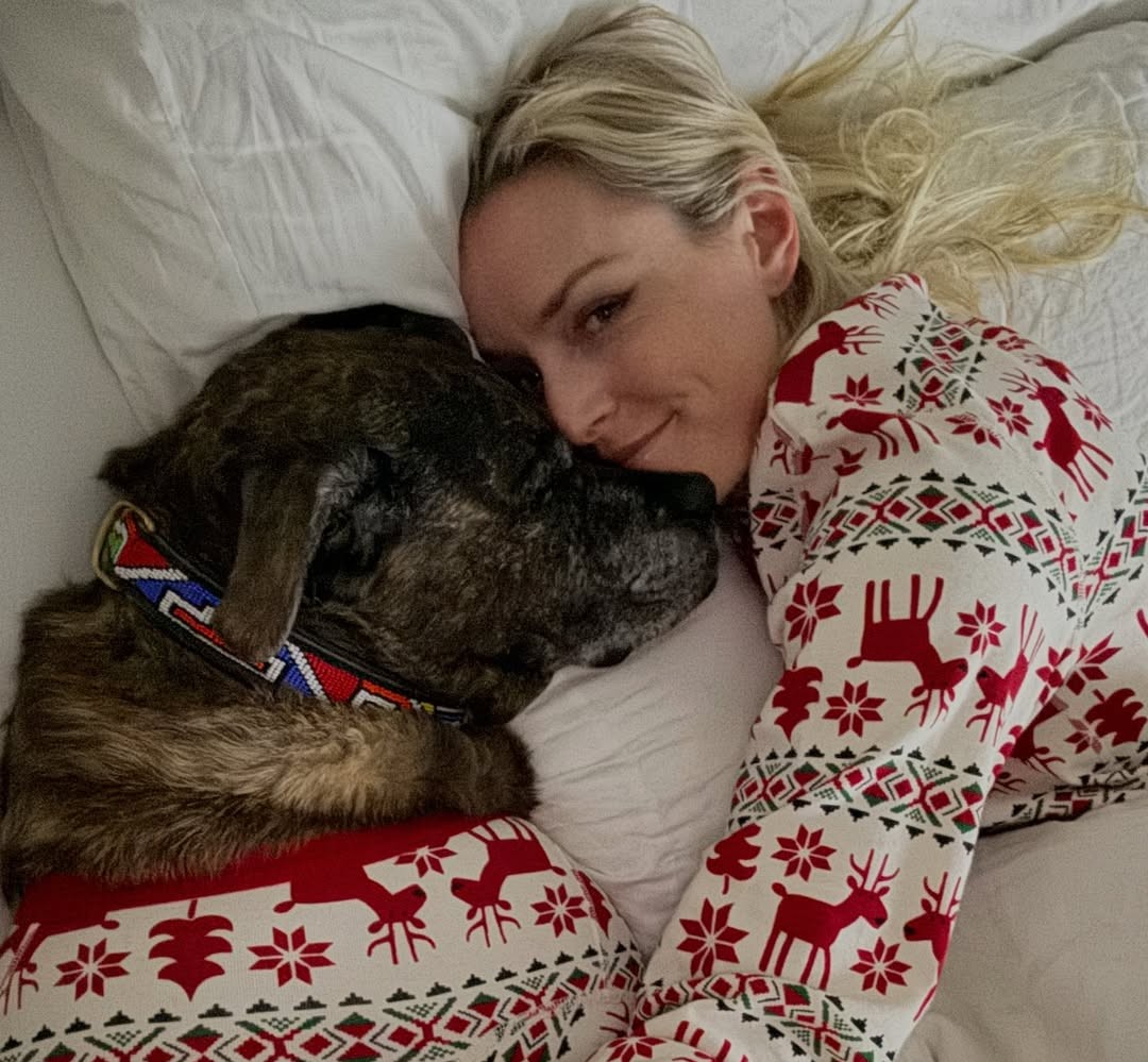 美國滑雪傳奇女神沃恩（Lindsey Vonn）在米蘭-科爾蒂納冬奧遭遇重摔後，沒想到陪伴13年生涯的愛犬里奧（Leo）也已離世。摘自沃恩IG