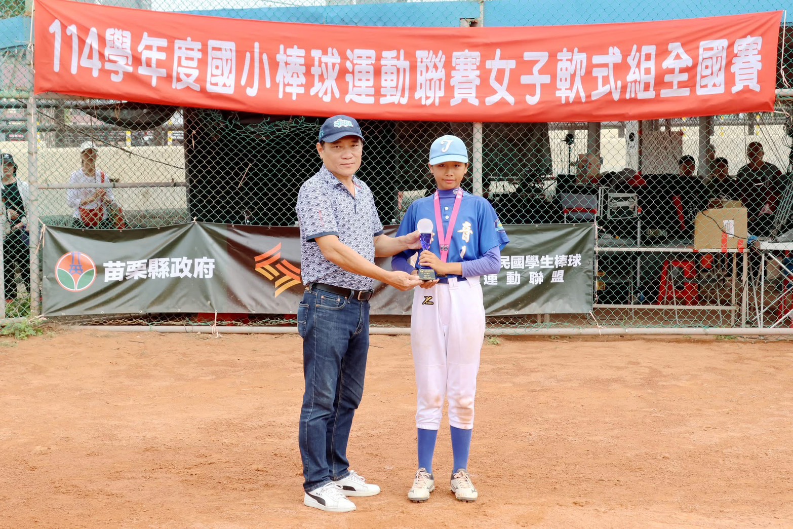 劉倢妤斬獲Mvp與投手兩大獎。學生棒聯提供