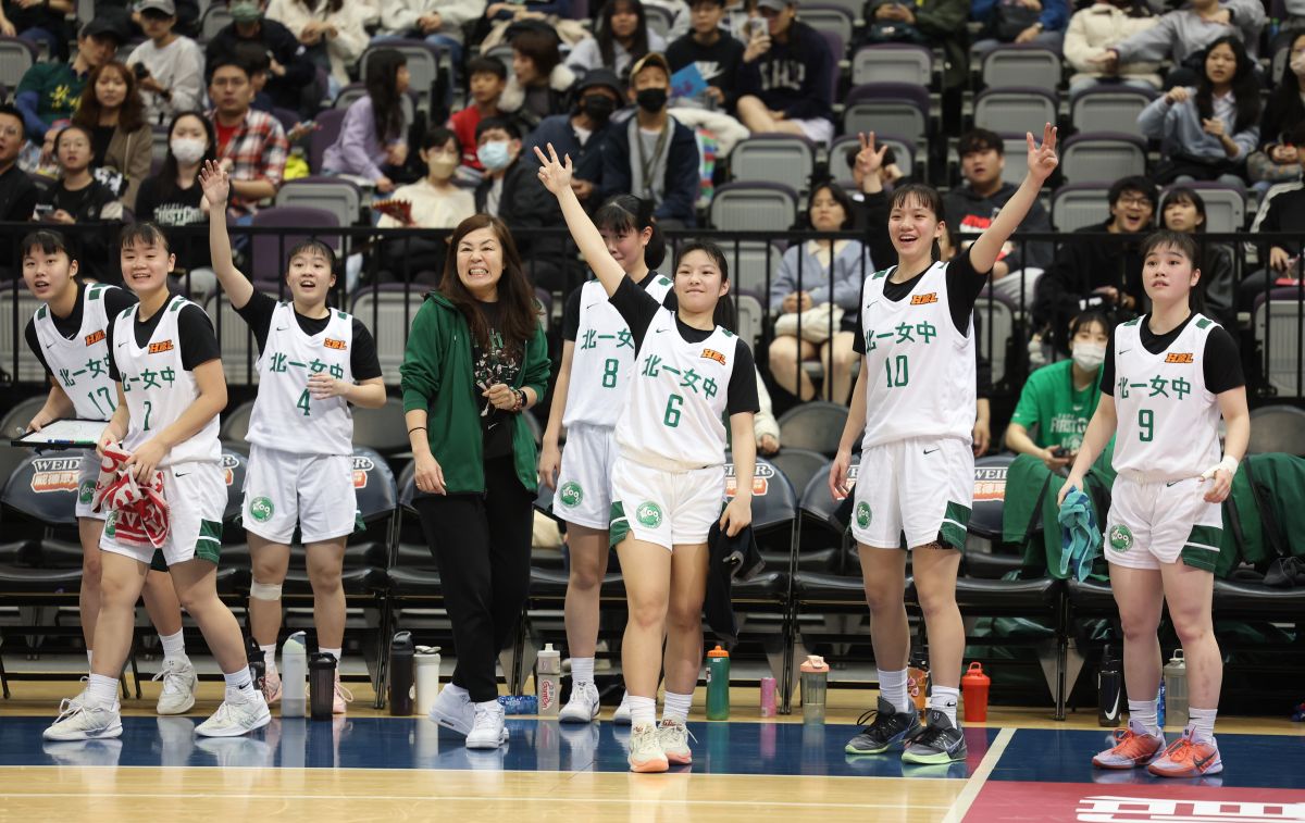北一女連五季晉冠軍賽。高中體總提供