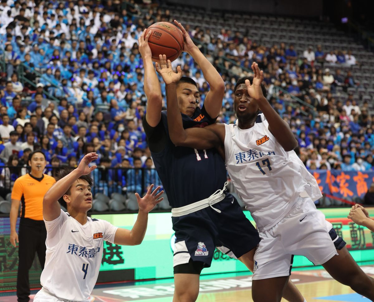 莊肇紘。高中體總提供