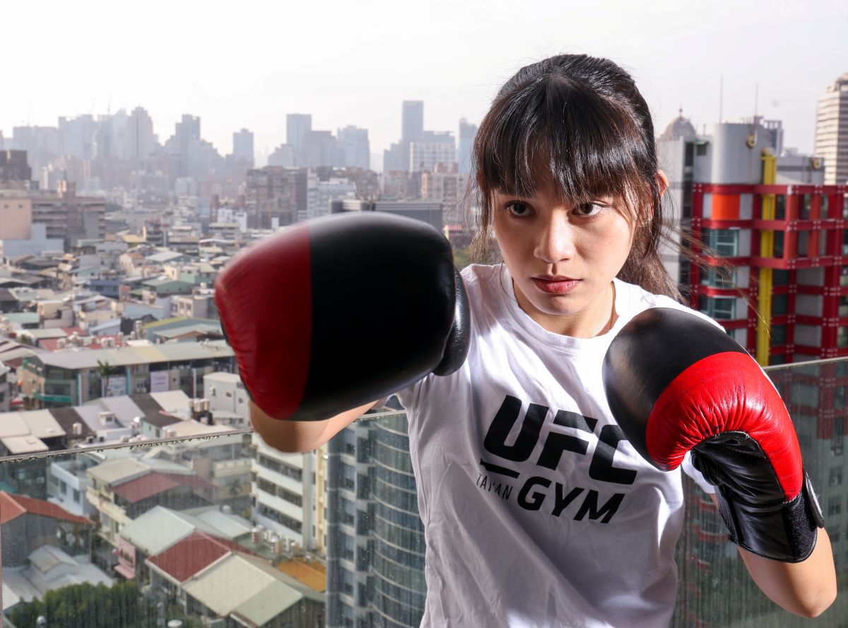 王靖蓉從拳擊訓練出發,轉戰職業踢拳選手。特約記者 郭運復攝