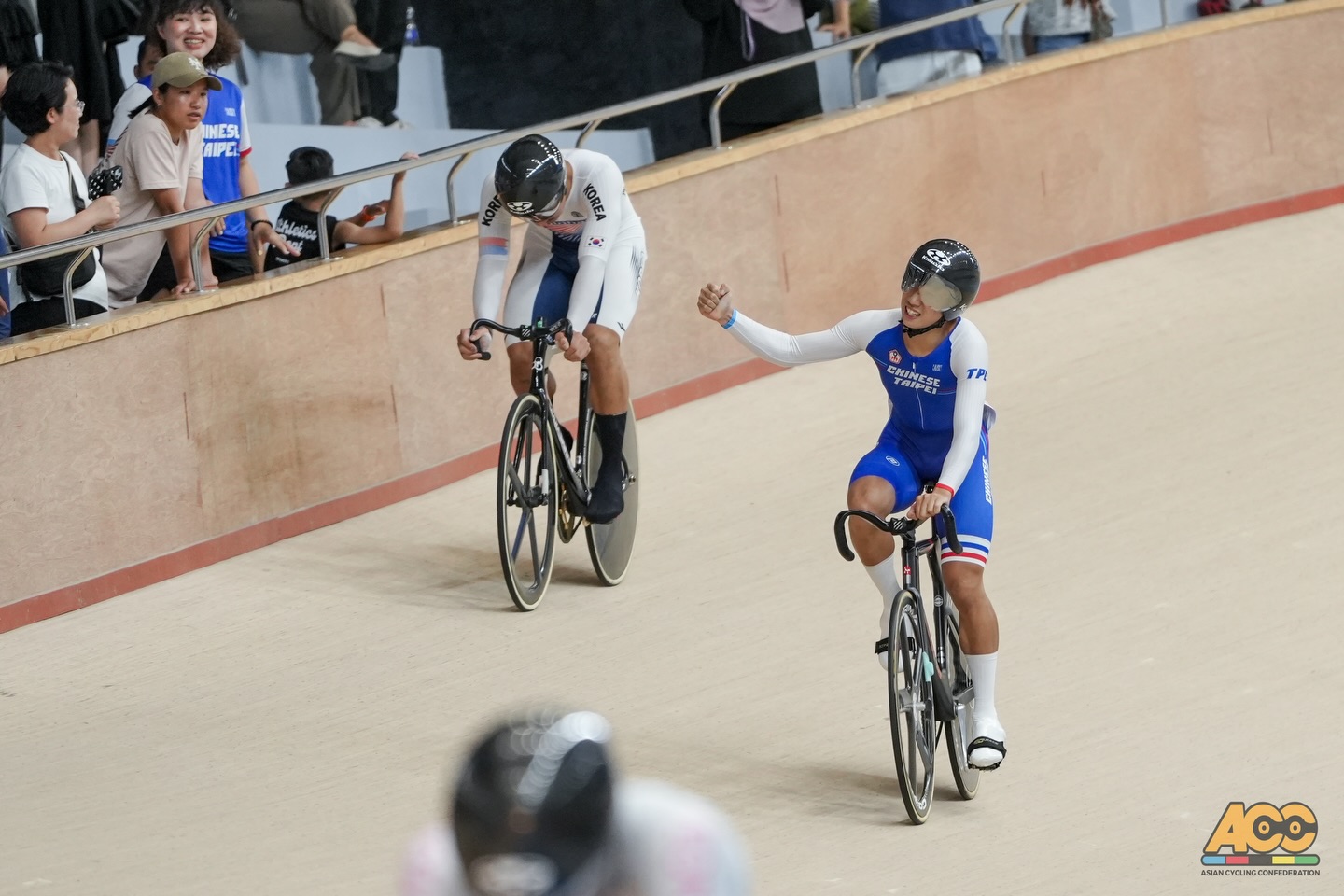 已經摘下3金的小將林宜寬今在男子青年組1公里計時賽再獲一銀。摘自Asian Cycling Confederation臉書