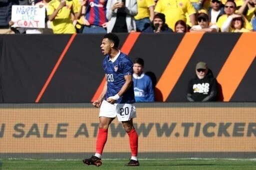 法國隊仍憑藉20歲小將杜埃(Desire Doue)的梅開二度輕鬆獲勝。法新社