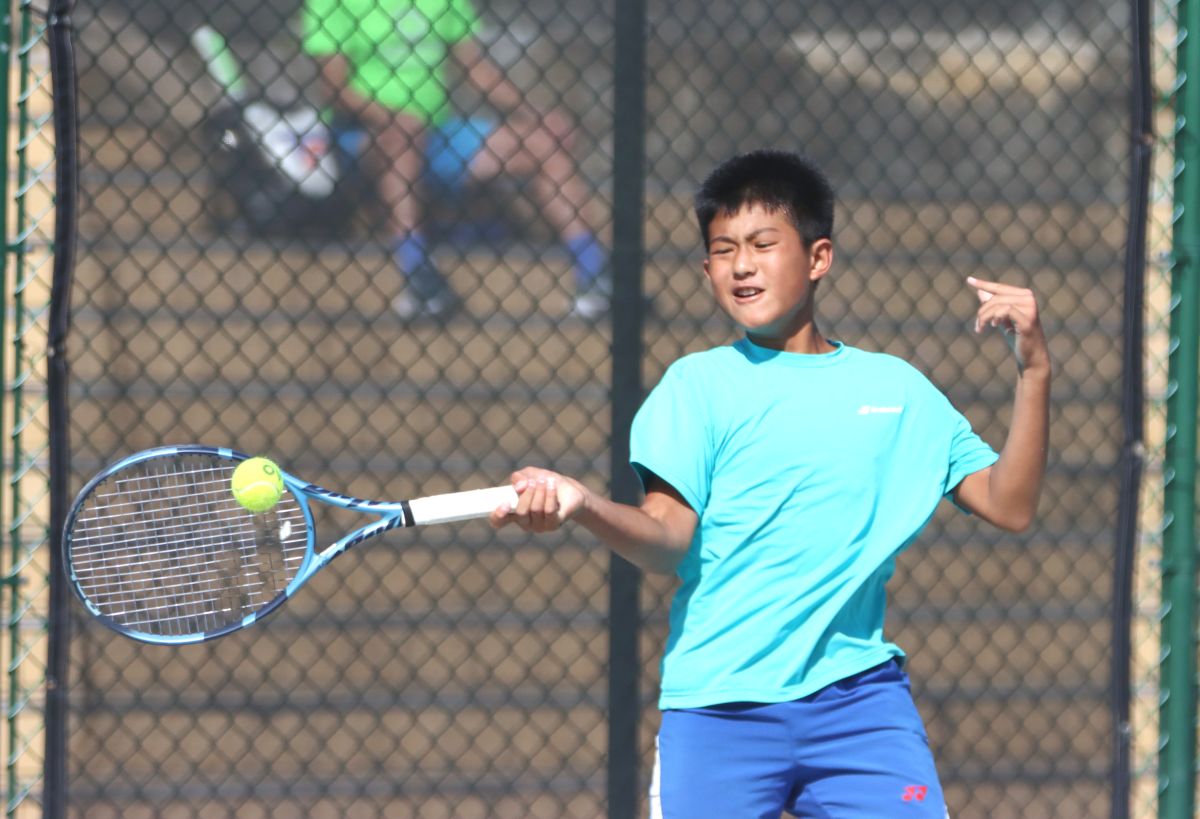 陳子澈決賽以4-1、5-3擊敗蔡睿恩，奪下2026圓山青少年菁英邀請賽男子組冠軍。四維體育推廣教育基金會提供